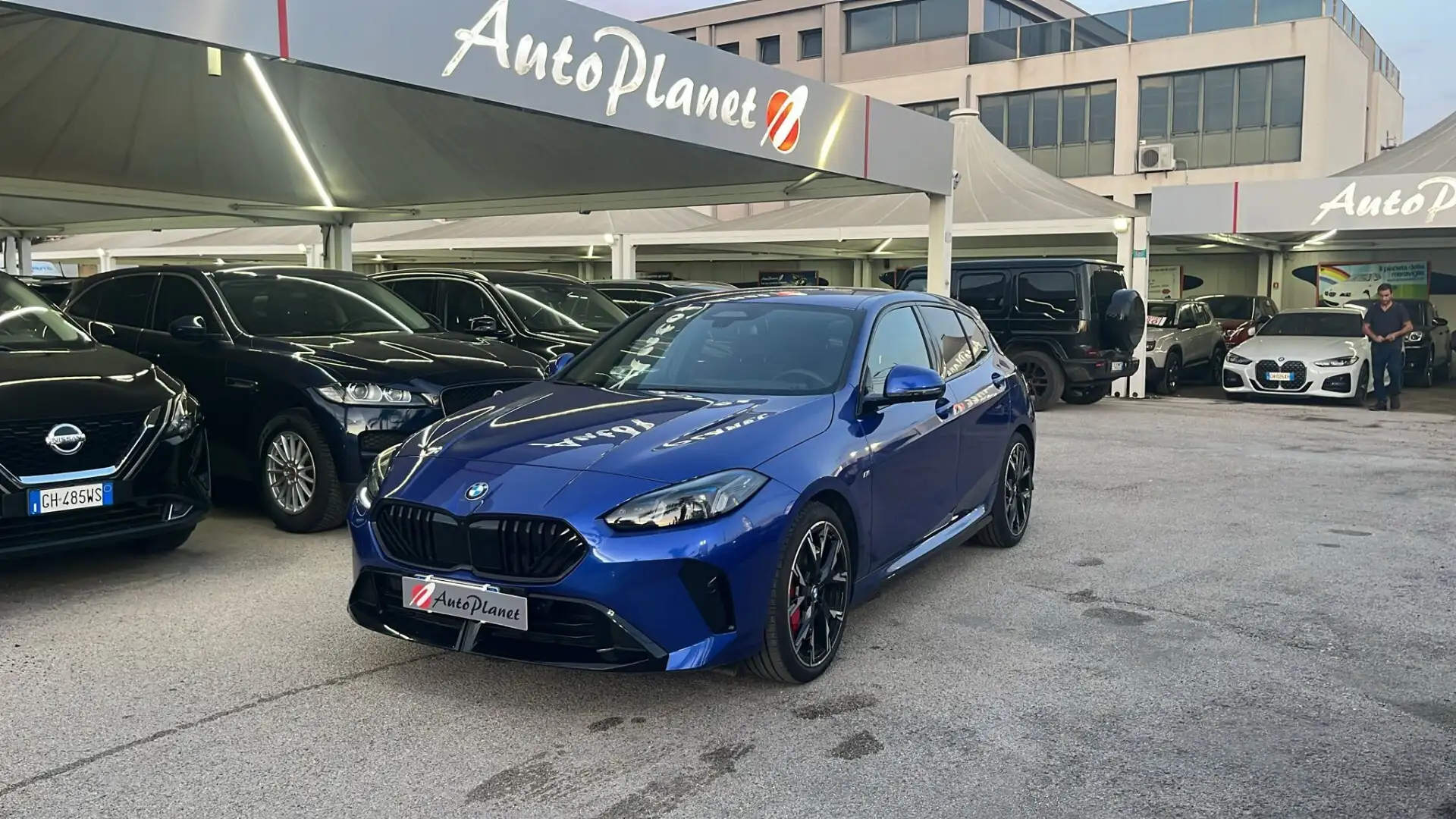 BMW 118 118d 5p. MSport Pro Blau - 2