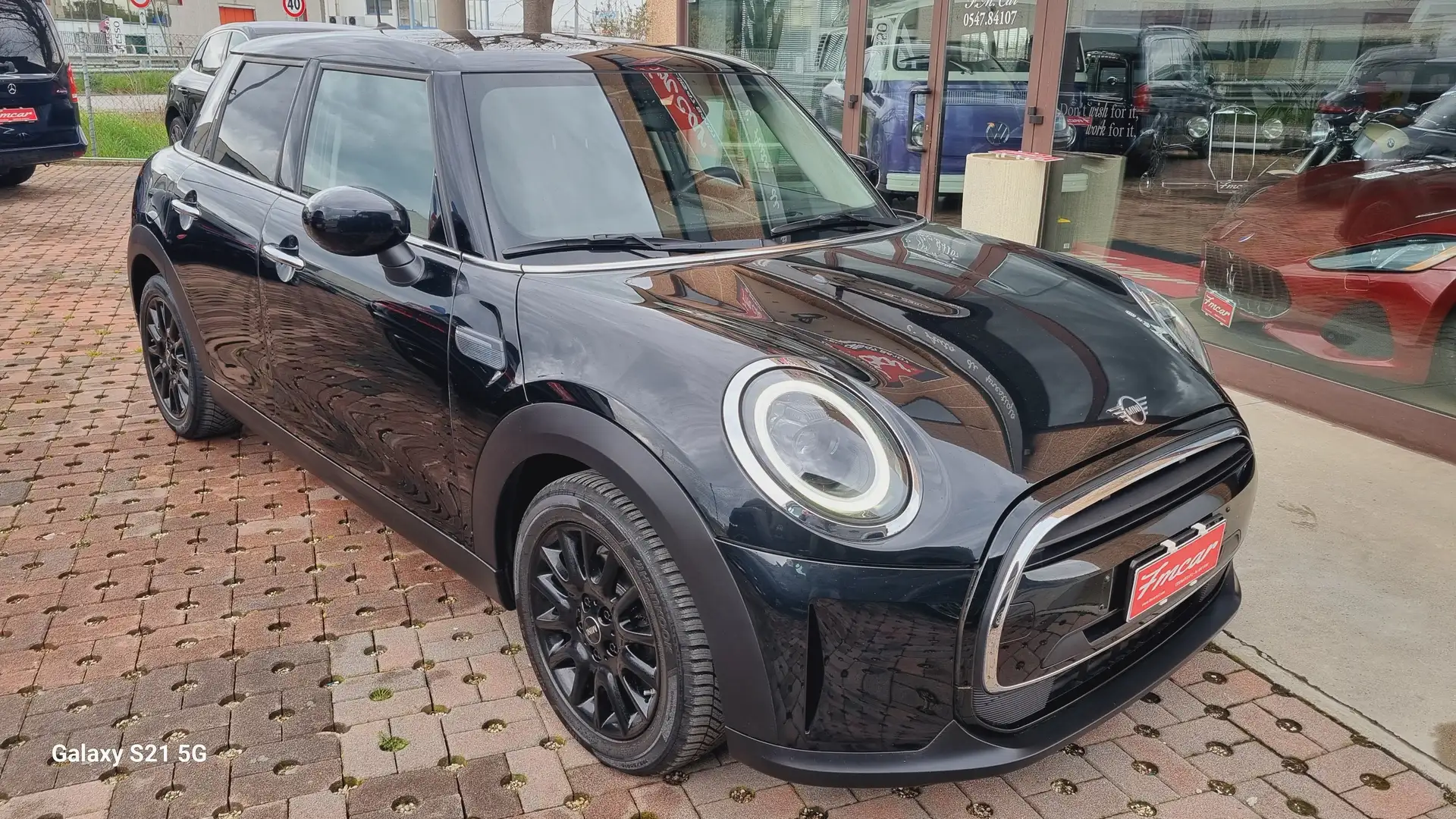 MINI One 5 PORTE 1.5  AUT PELLE  RETROC NAVI SED. SPORT. Noir - 1