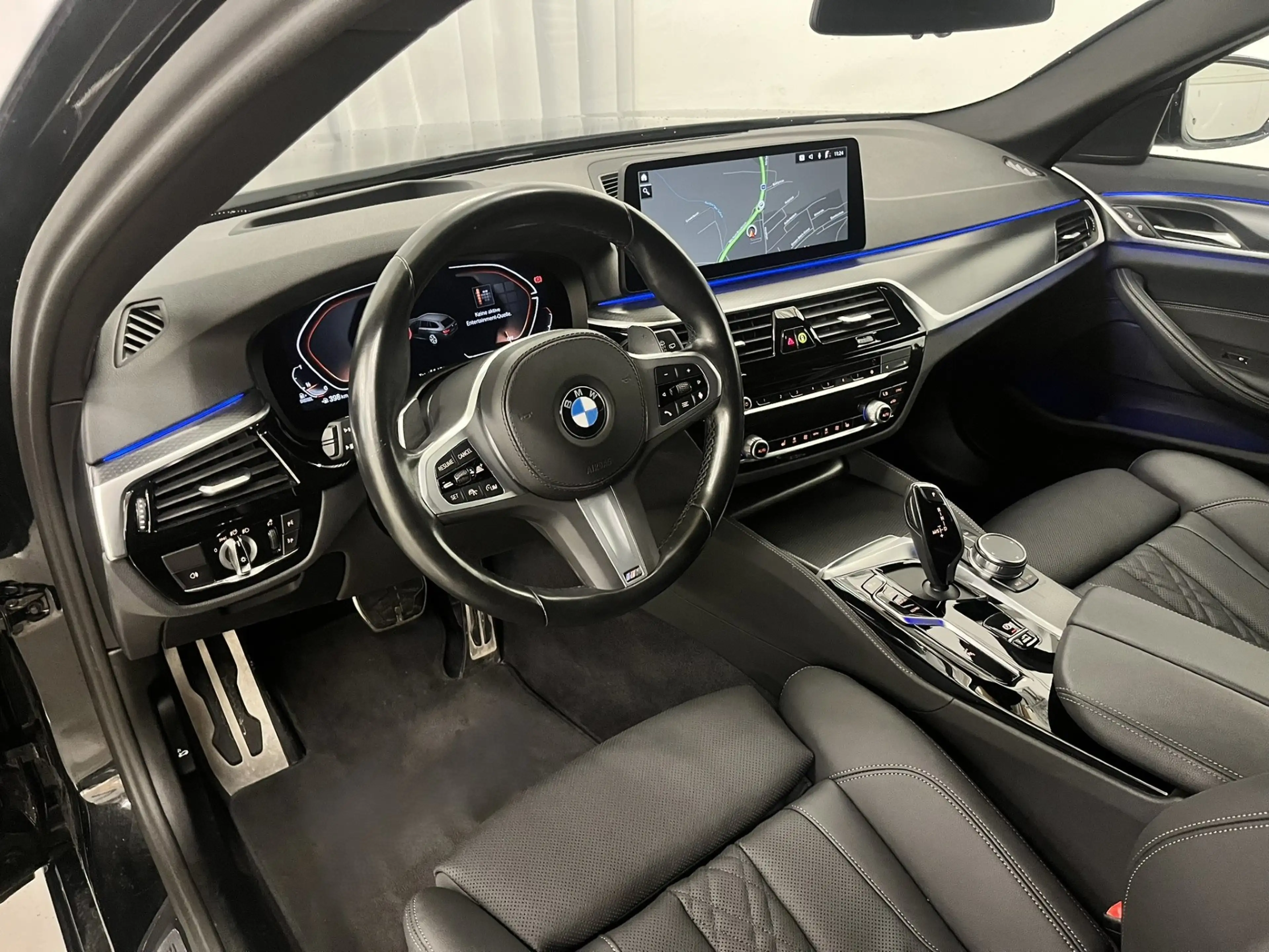 BMW 520 d xDrive *M-Sport PRO / HUD / Memory* — photo 8
