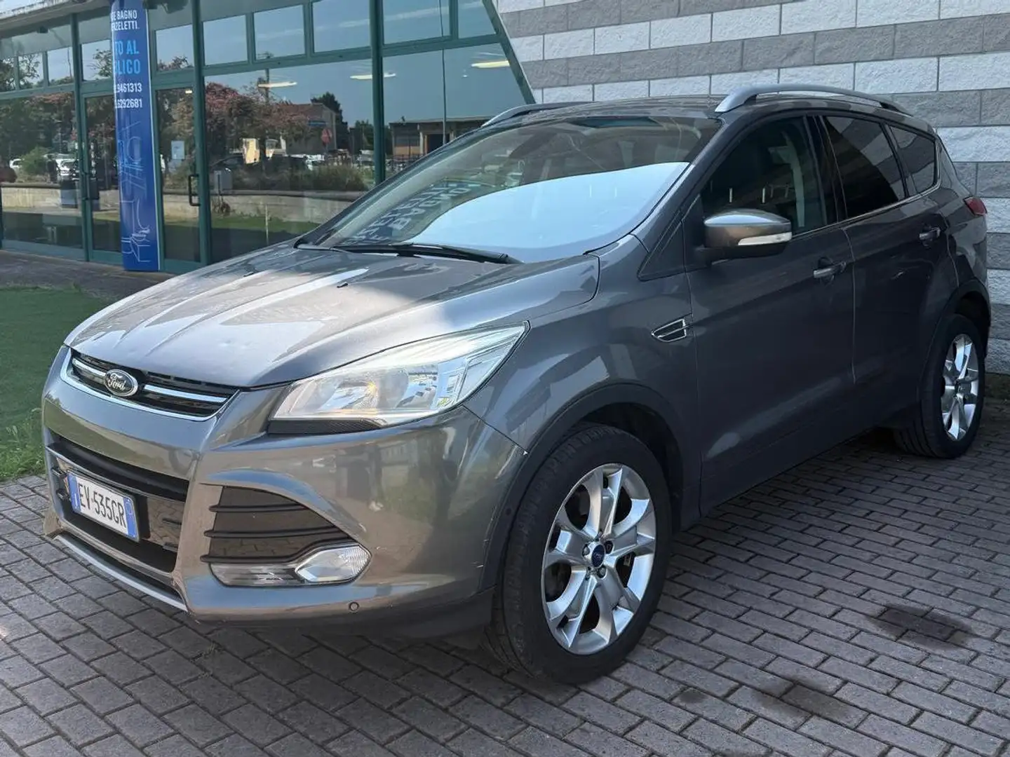 Ford Kuga Kuga 2.0 tdci Plus 4wd 140cv powershift Grey - 2