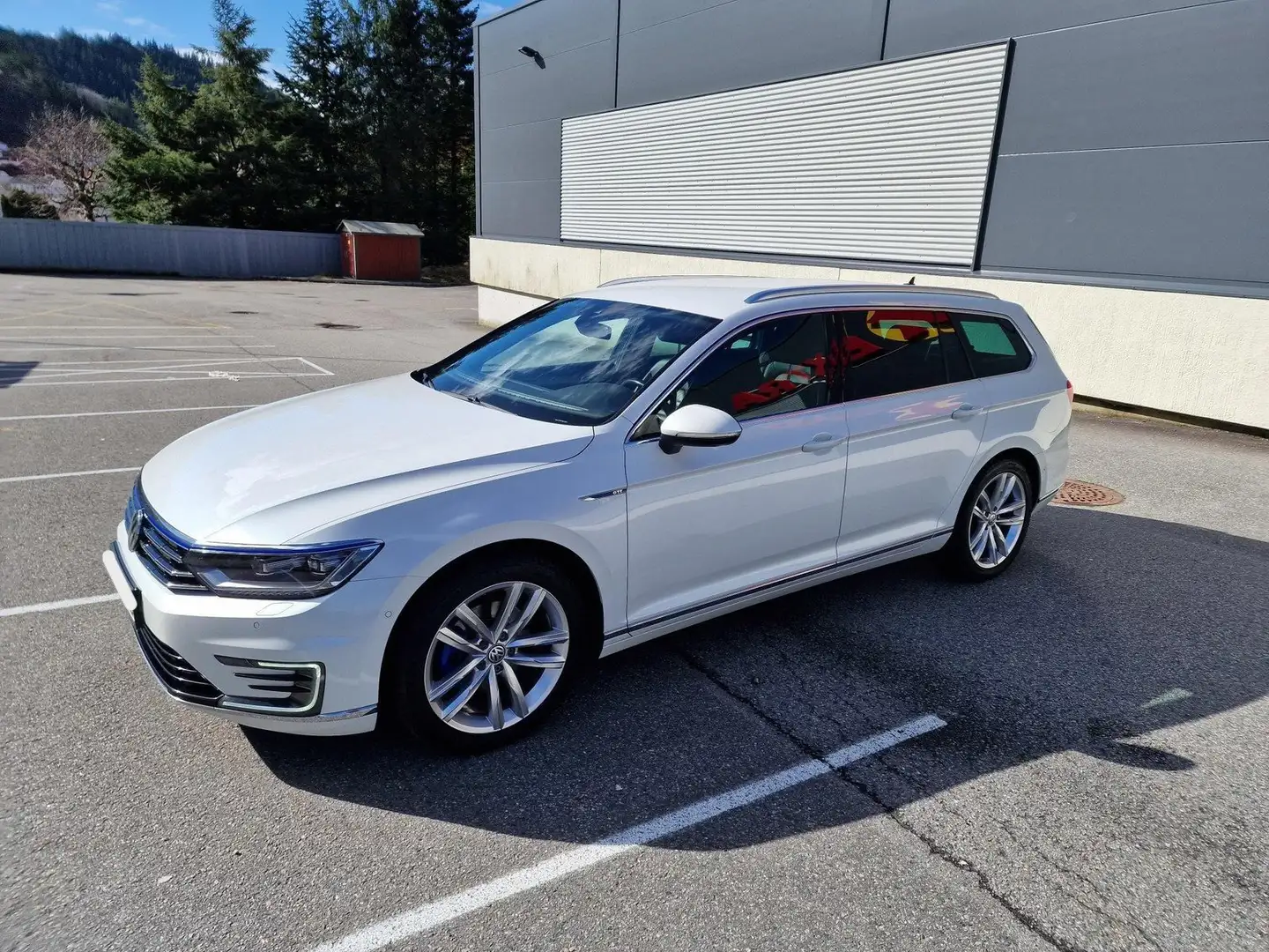 Volkswagen Passat Blanc - 1