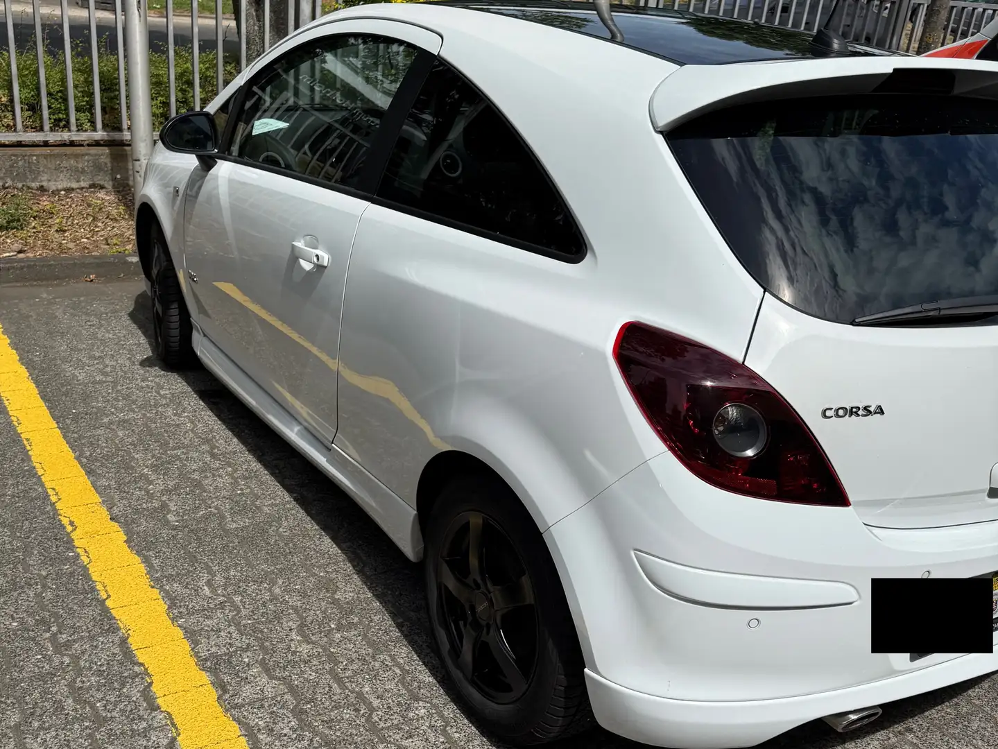 Opel Corsa Corsa / Color Edition / OPC line / inkl. Winterr. Weiß - 2
