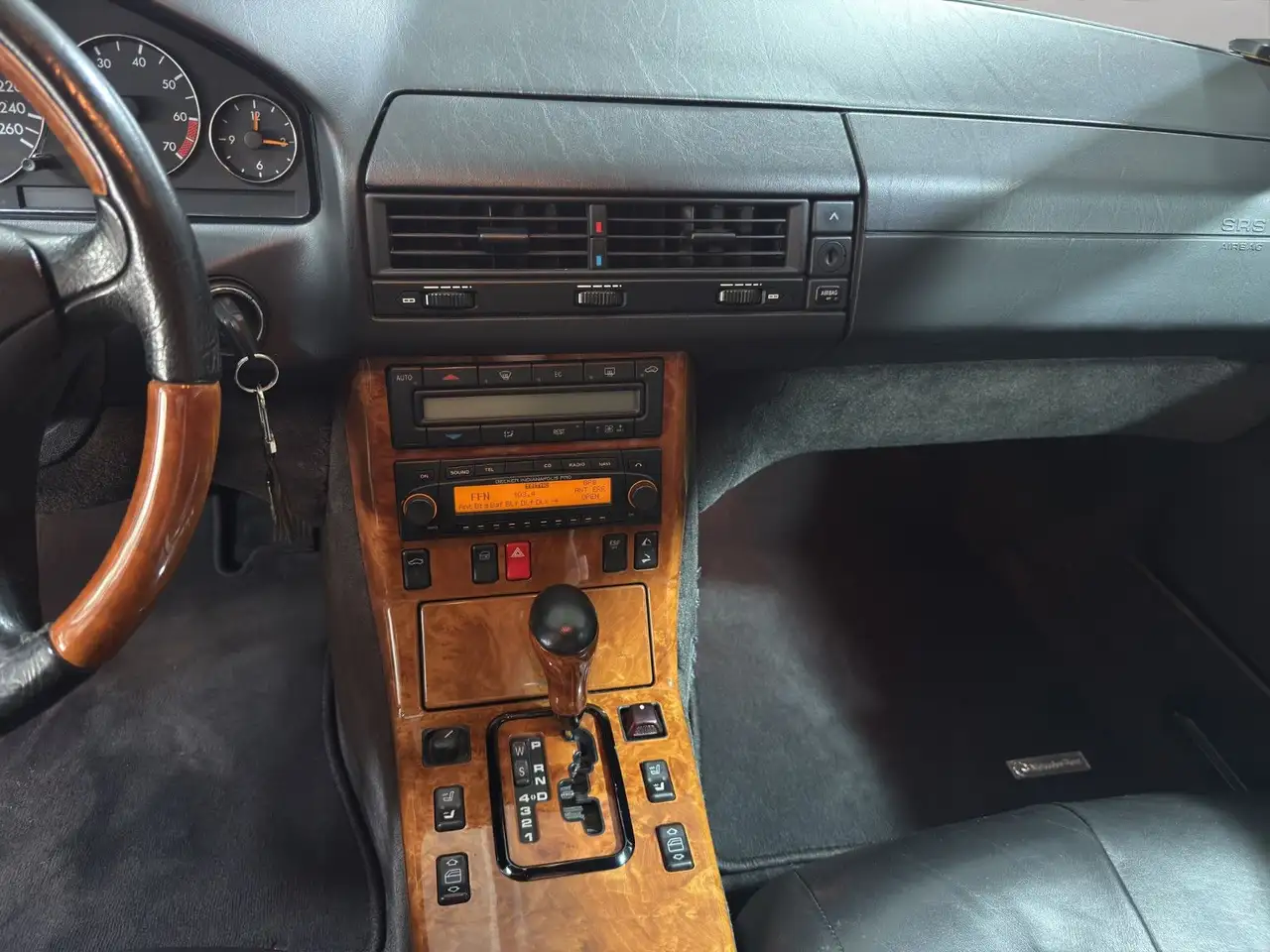 Mercedes-Benz SL 320, foto 12