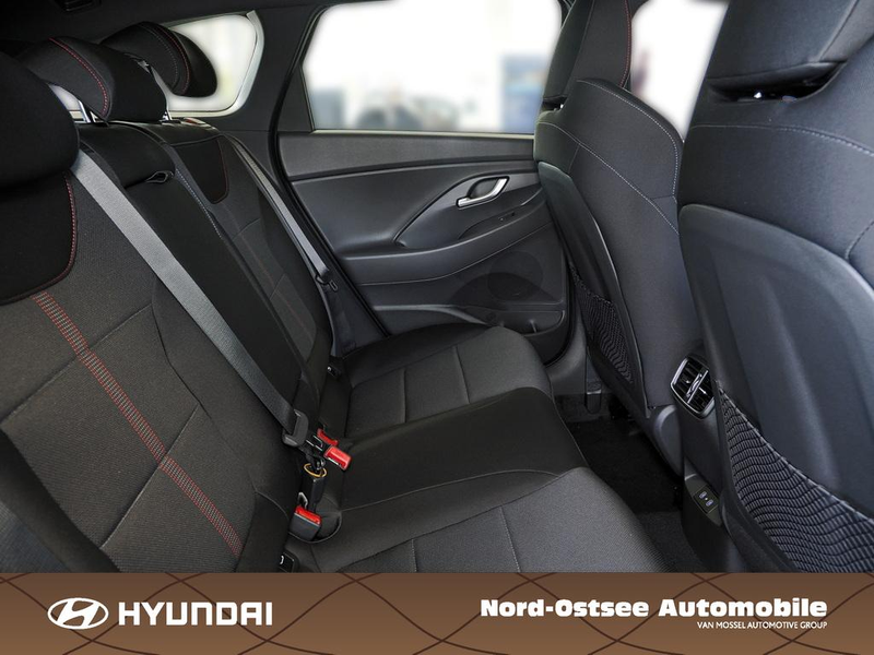 Hyundai i30 FL Kombi N Line Panoramadach — photo 12