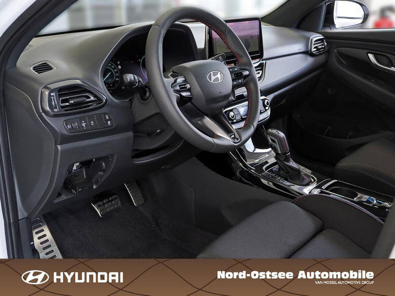 Hyundai i30 FL Kombi N Line Panoramadach — photo 7