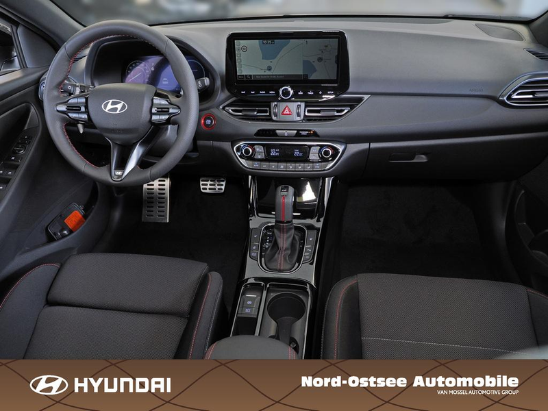 Hyundai i30 FL Kombi N Line Panoramadach — photo 11