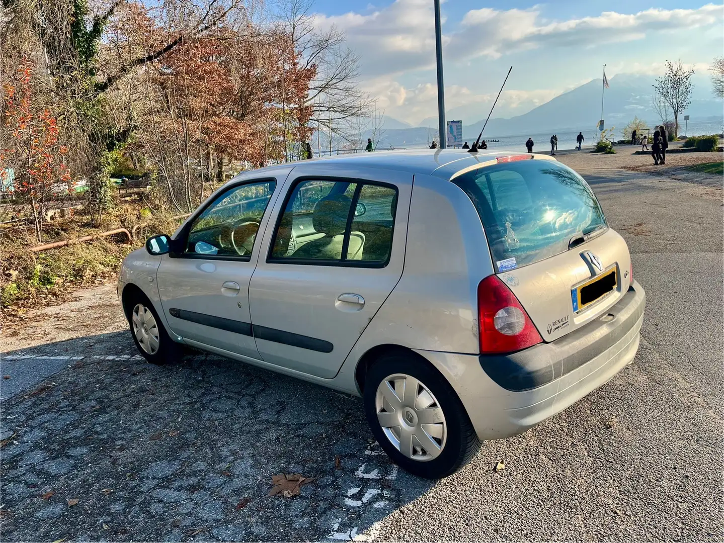 Renault Clio 1.5 dCi 80 Luxe Privilège - 2