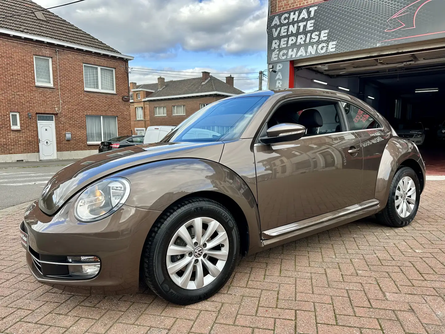 Volkswagen Beetle Beetle 1.2 TSI Design Sièges Chauffants Airco Brun - 1