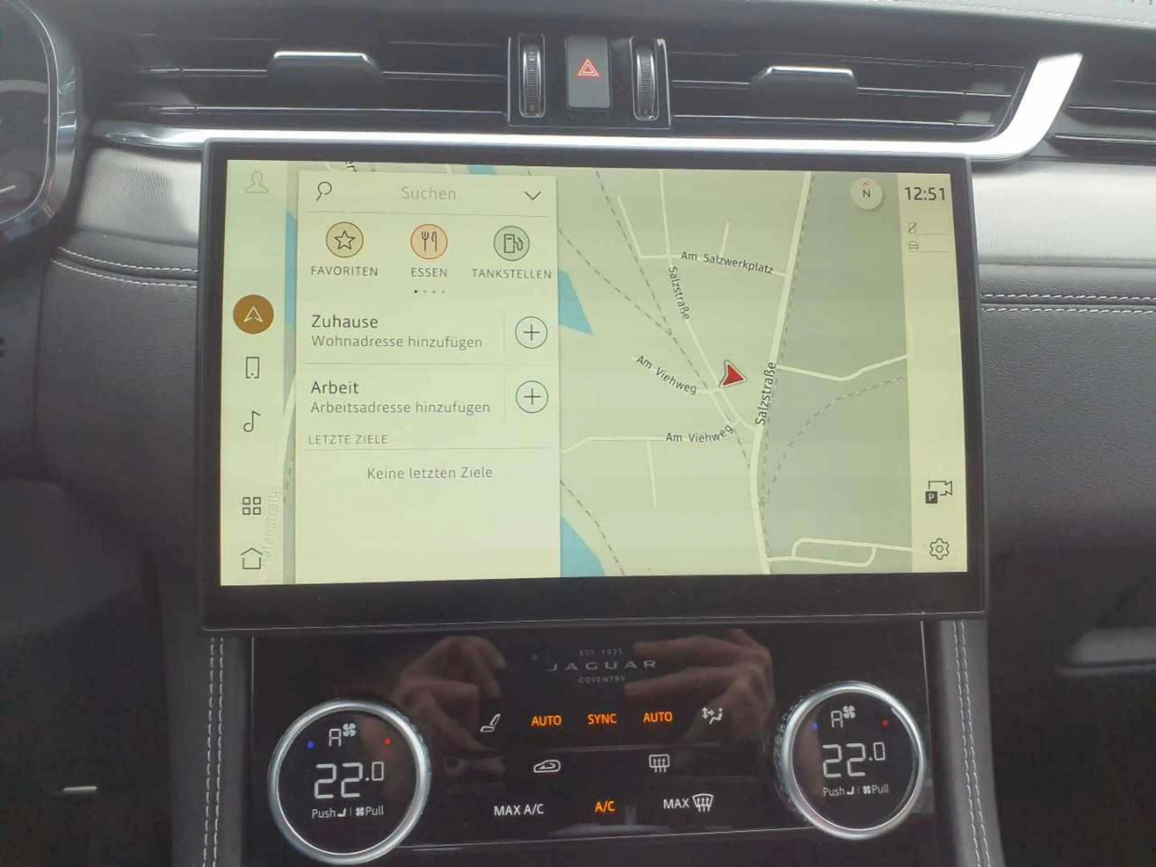 Jaguar F-Pace R-Dynamic SE AWD, NEUWERTIG !!!!!!! — photo 9