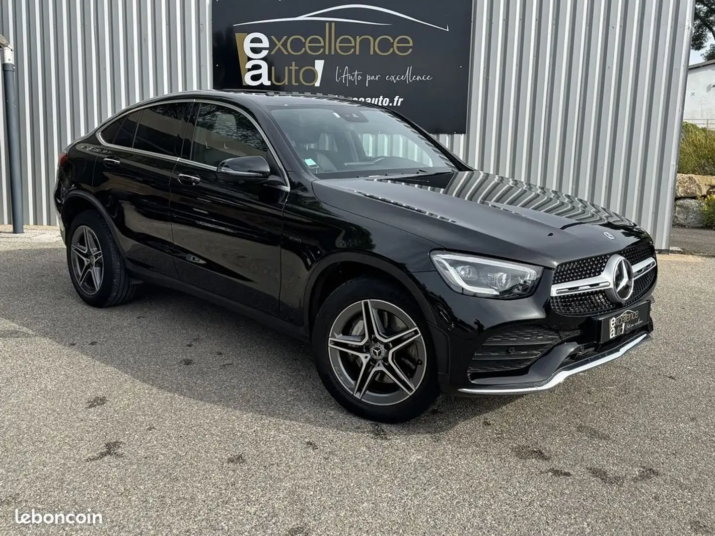 Mercedes-Benz GLC 300 Mercedes COUPE 300 DE 194+122CH AMG LINE 4MATIC 9G-TRONIC Noir - 1