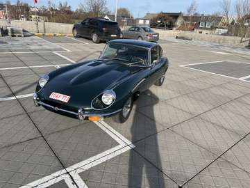 4.2 / 2+2 Seater / Serie 2