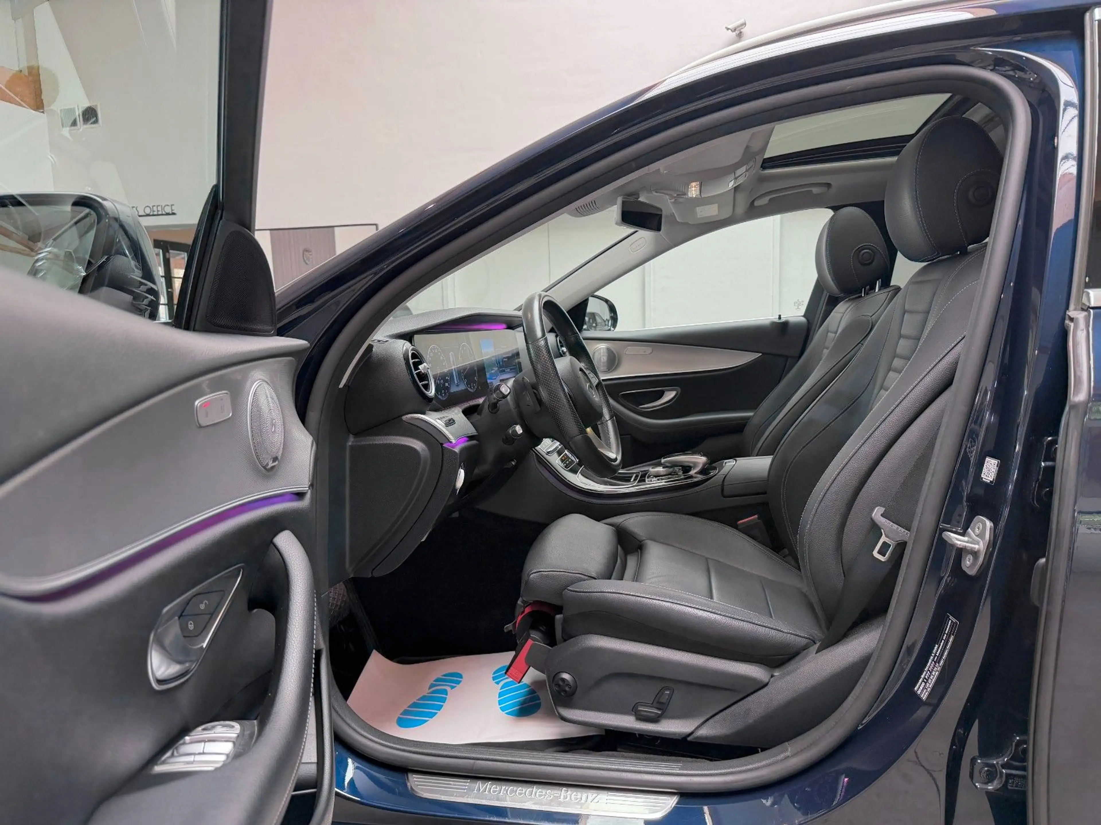Mercedes-Benz E 400 CGI T 4MATIC 9G-TRONIC LEDER/CAM/BUR/333PS — photo 9