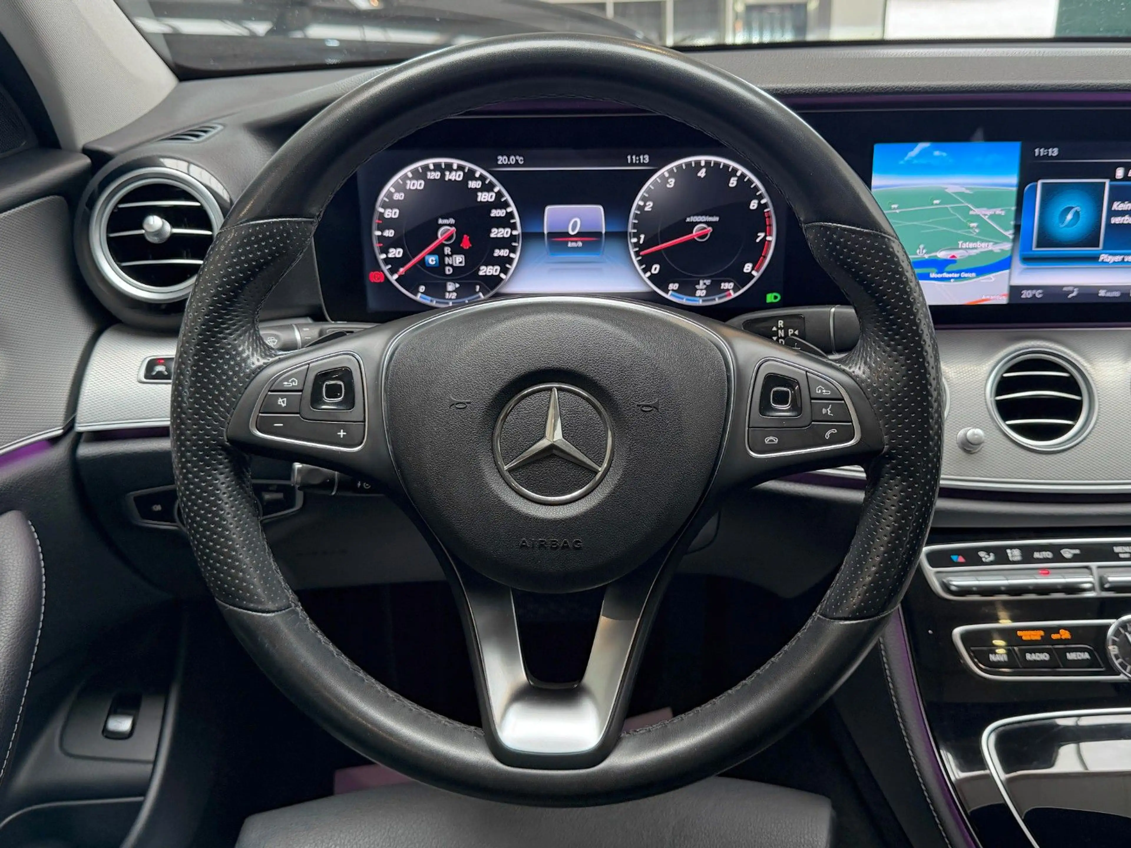 Mercedes-Benz E 400 CGI T 4MATIC 9G-TRONIC LEDER/CAM/BUR/333PS — photo 12
