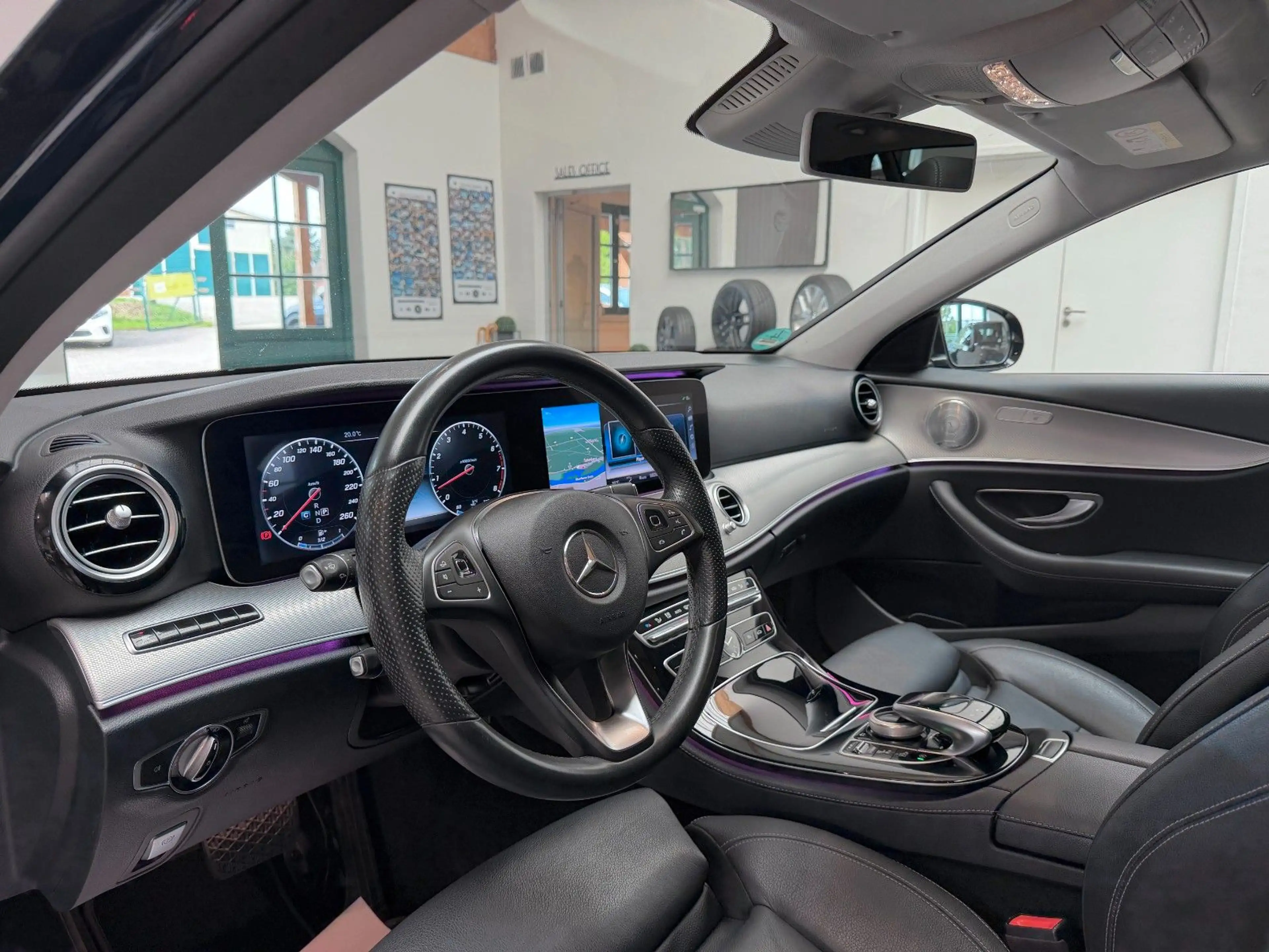 Mercedes-Benz E 400 CGI T 4MATIC 9G-TRONIC LEDER/CAM/BUR/333PS — photo 6