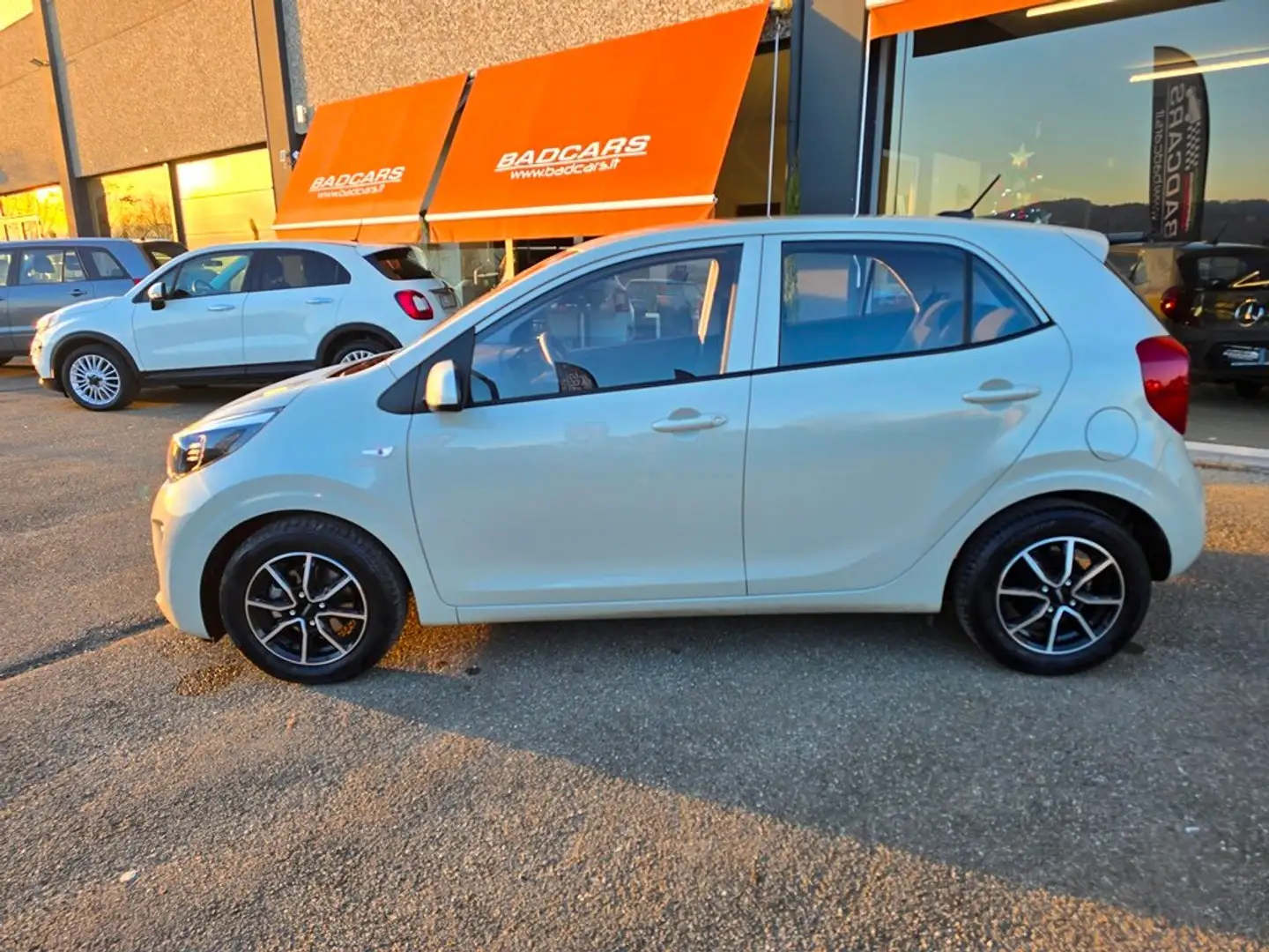 Kia Picanto PICANTO 1.0 DPI STYLE SEMI NUOVA CON PREZZO REALE! Grigio - 2