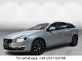 Volvo V60 Plug-in-Hyb* AWD*LEDER*1.HAND*SERVICE NEU* Silber - thumbnail 1