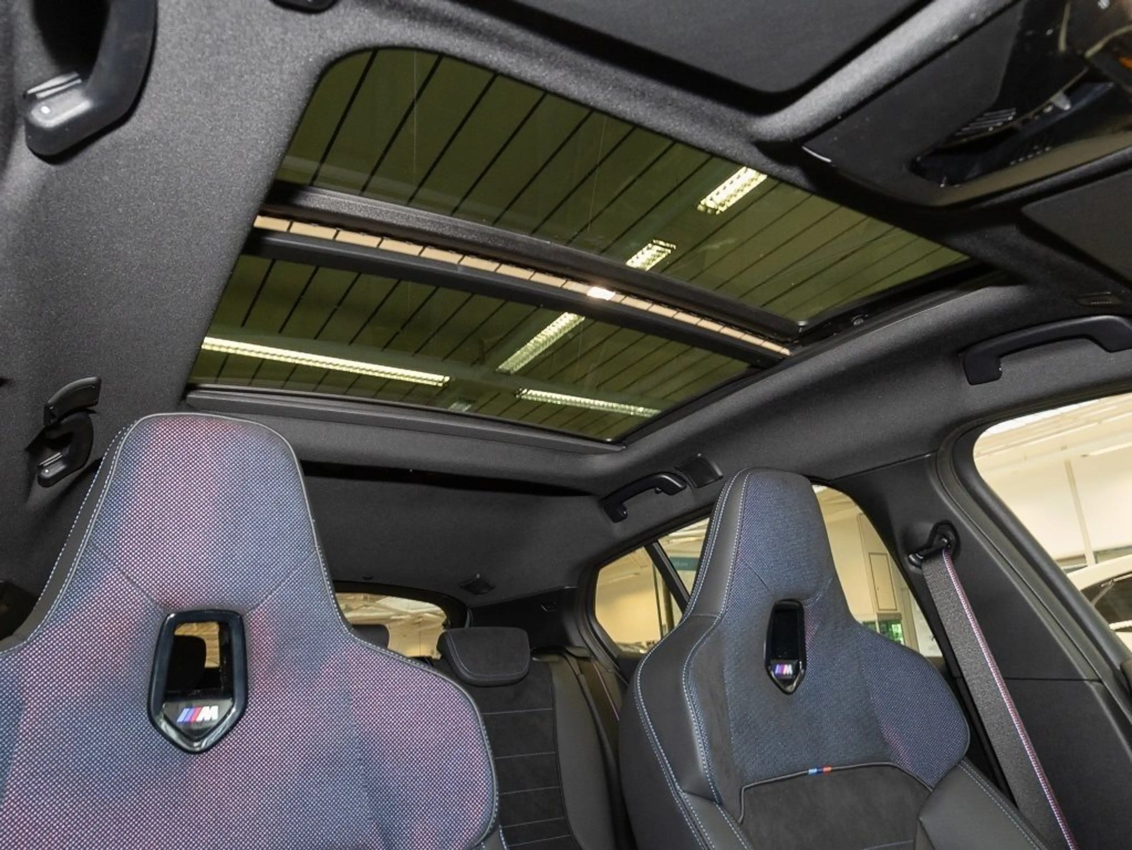 BMW 135 M135 xDrive MSport PANO AHK HuD HK HiFi DAB LED — photo 13