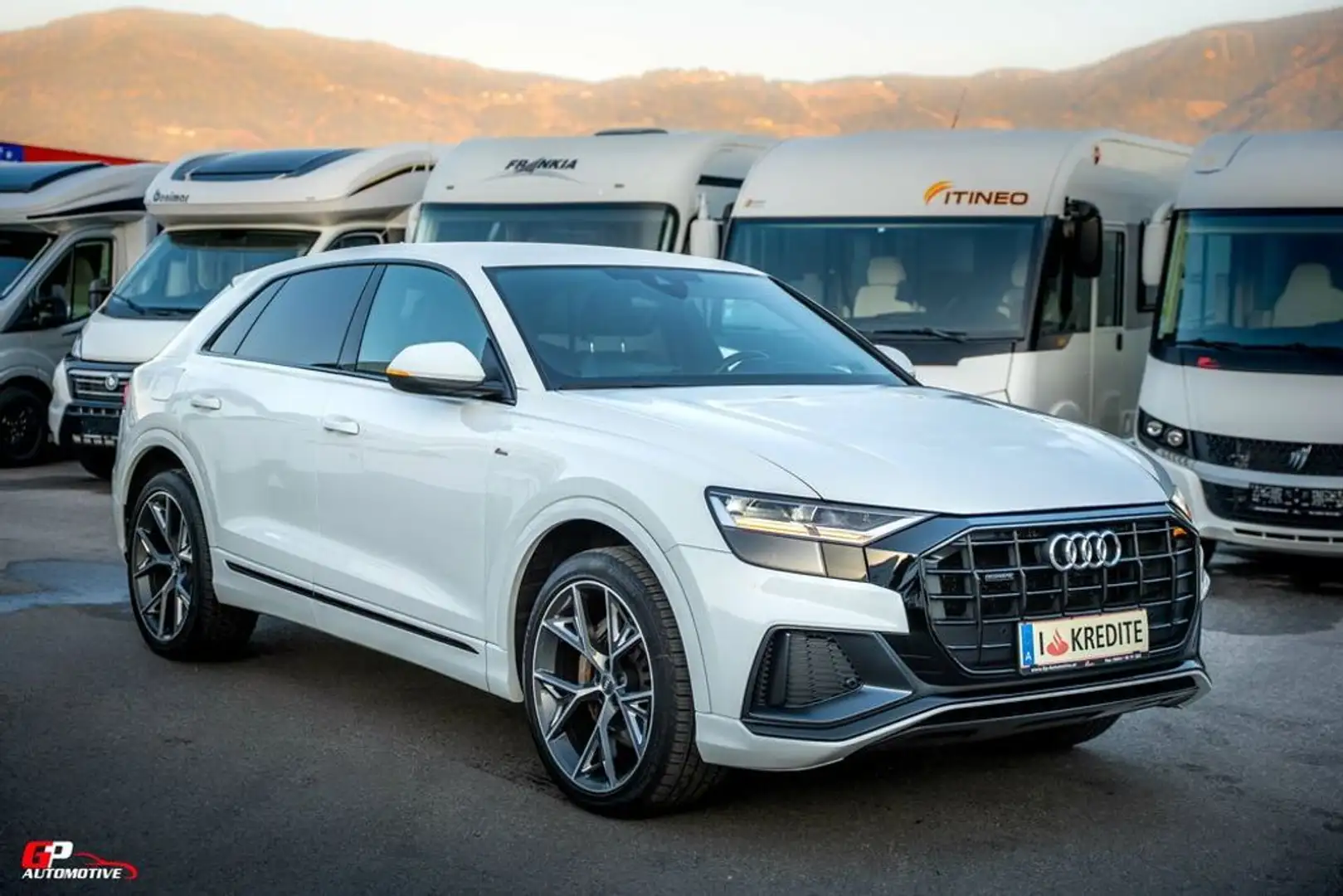 Audi Q8 50 TDI quattro S-LINE Weiß - 2