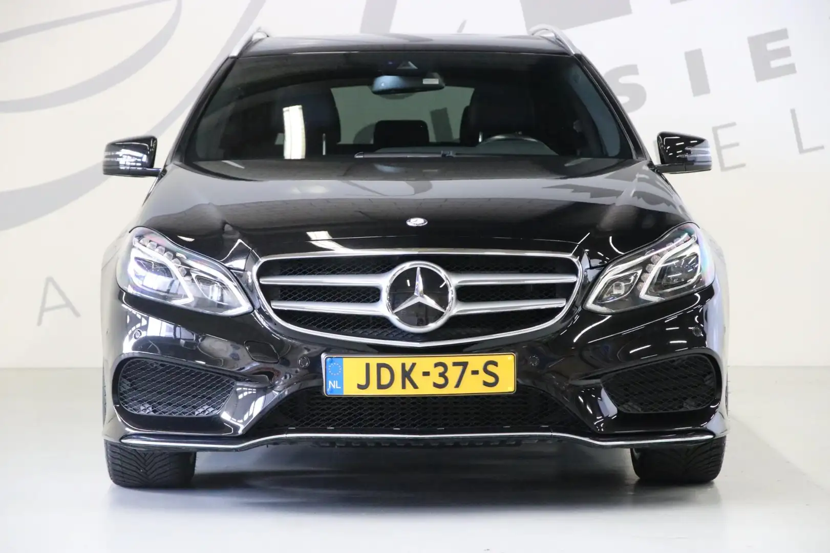 Mercedes-Benz E 200 Estate Edition Sport/Avantgarde Noir - 2