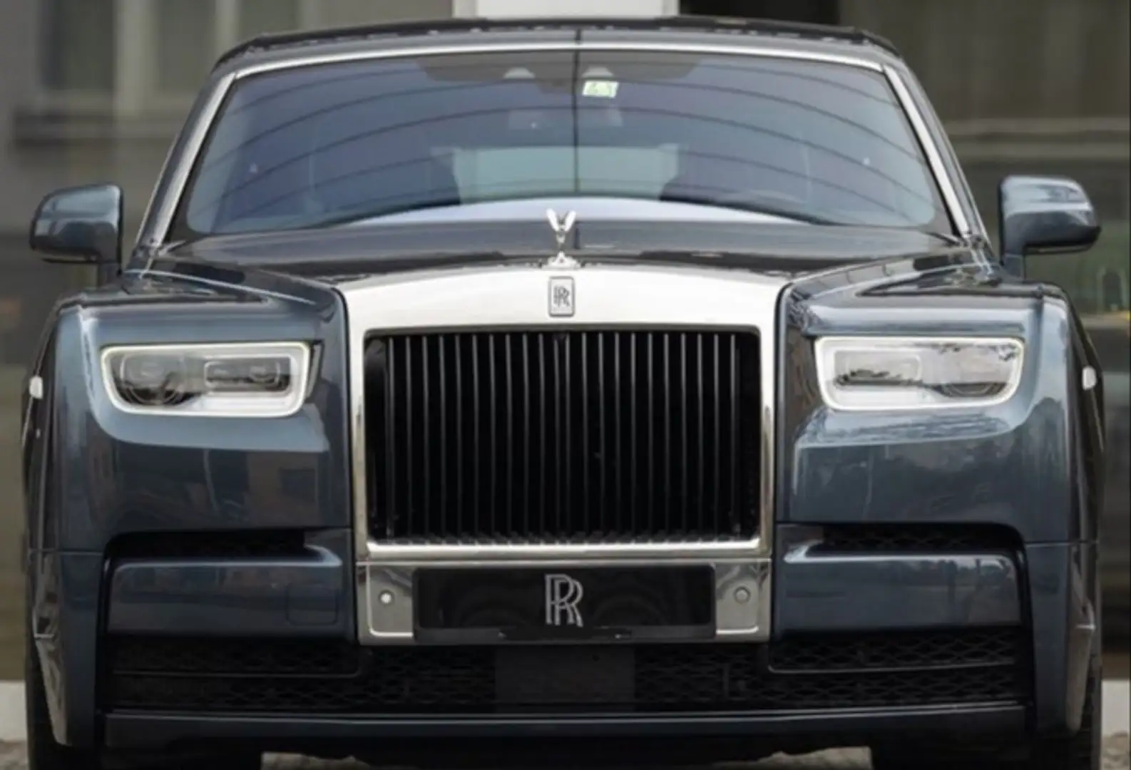 Rolls-Royce Phantom 6.7 V12 Grey - 1