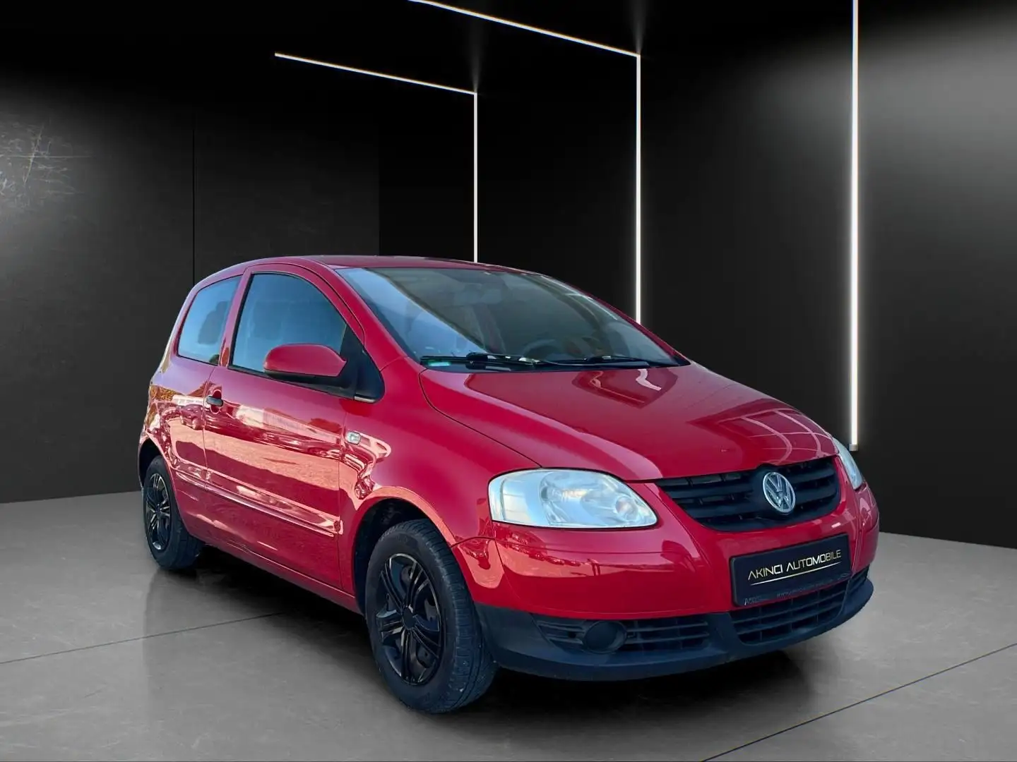 Volkswagen Fox 1.2  *TÜVNEU2027*SERVICENEU!*FACELIFT Rot - 1