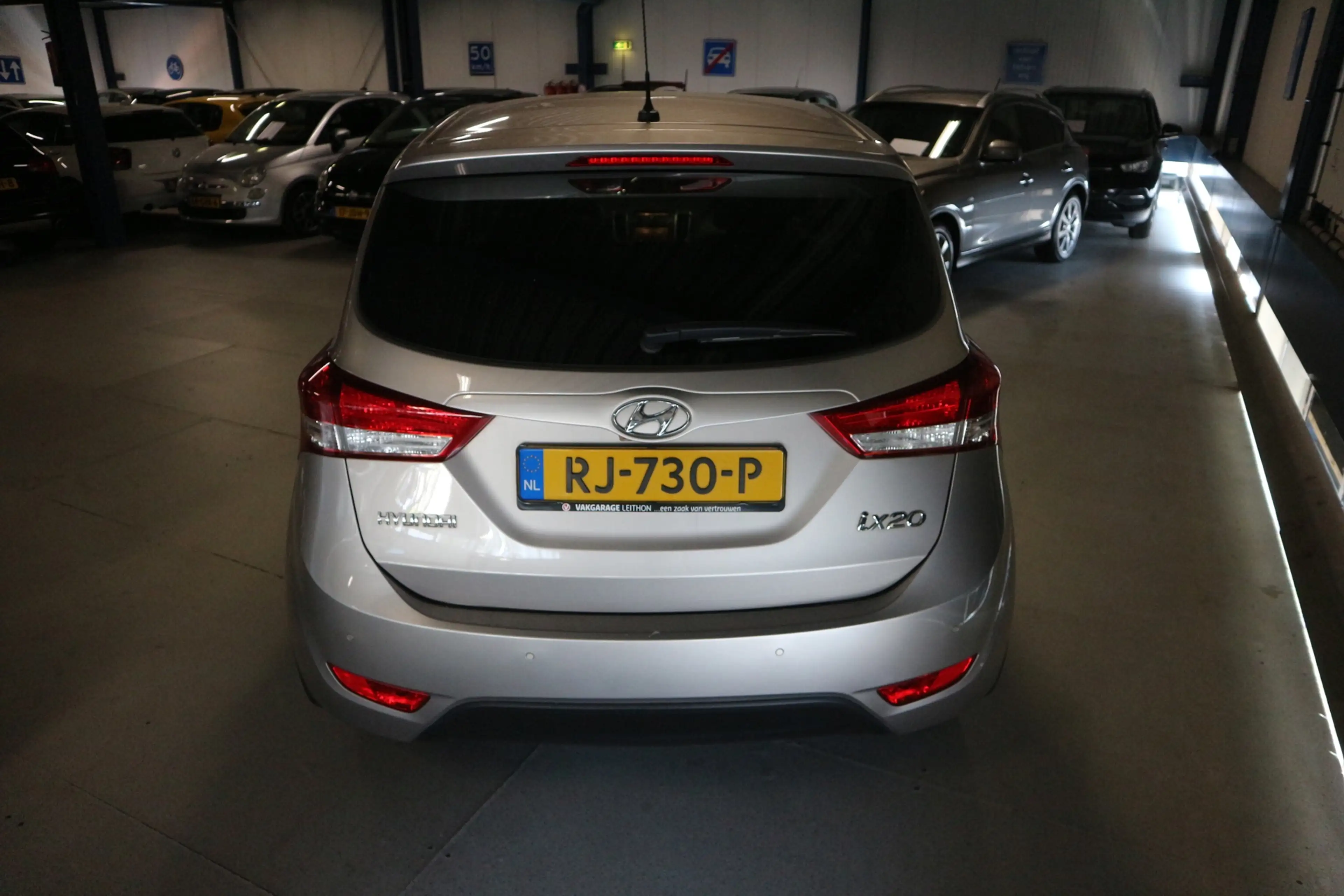 Hyundai iX20 1.4i Go! / Camera / Velg / Airco / APK 2027 ! ! ! — photo 8