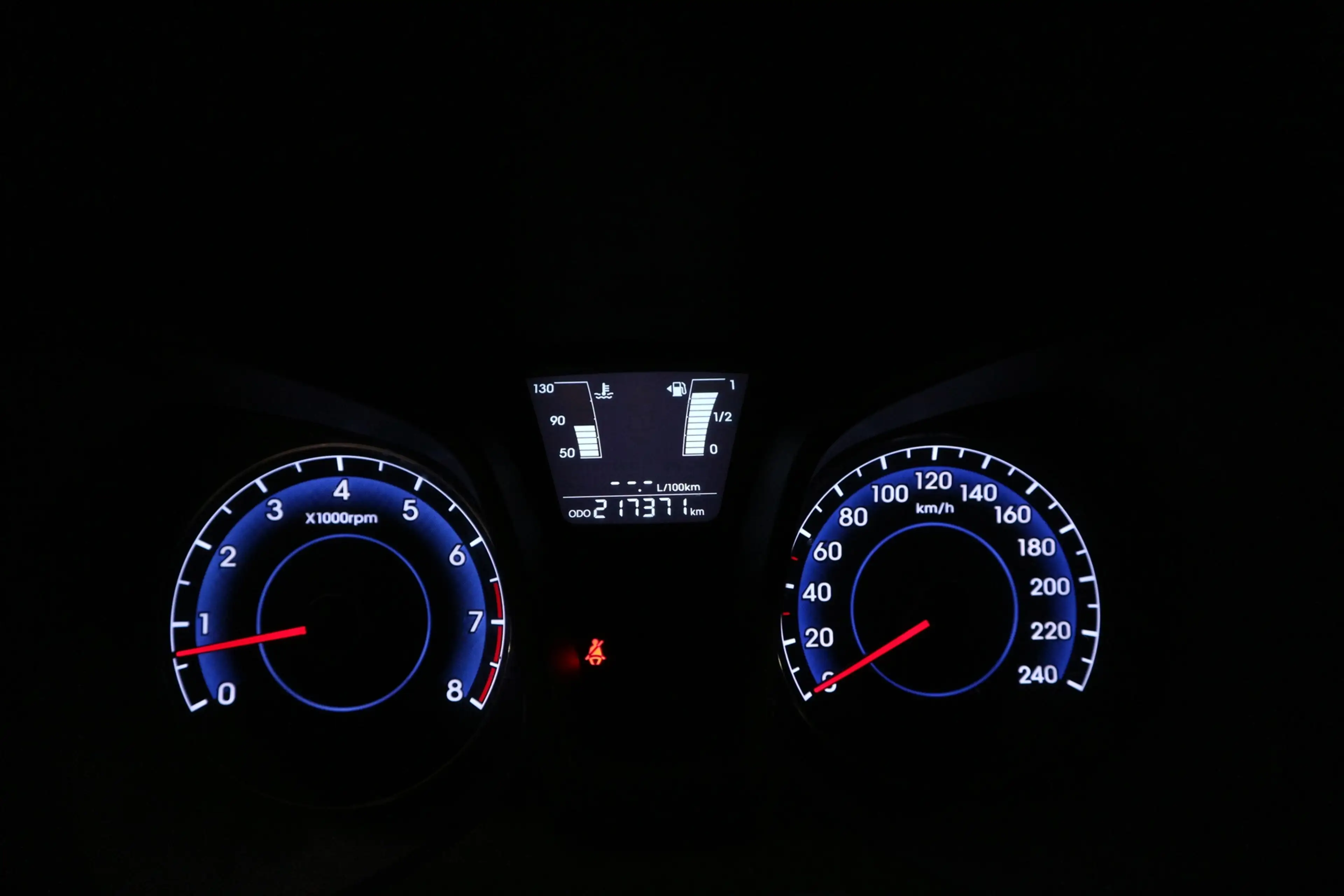 Hyundai iX20 1.4i Go! / Camera / Velg / Airco / APK 2027 ! ! ! — photo 14