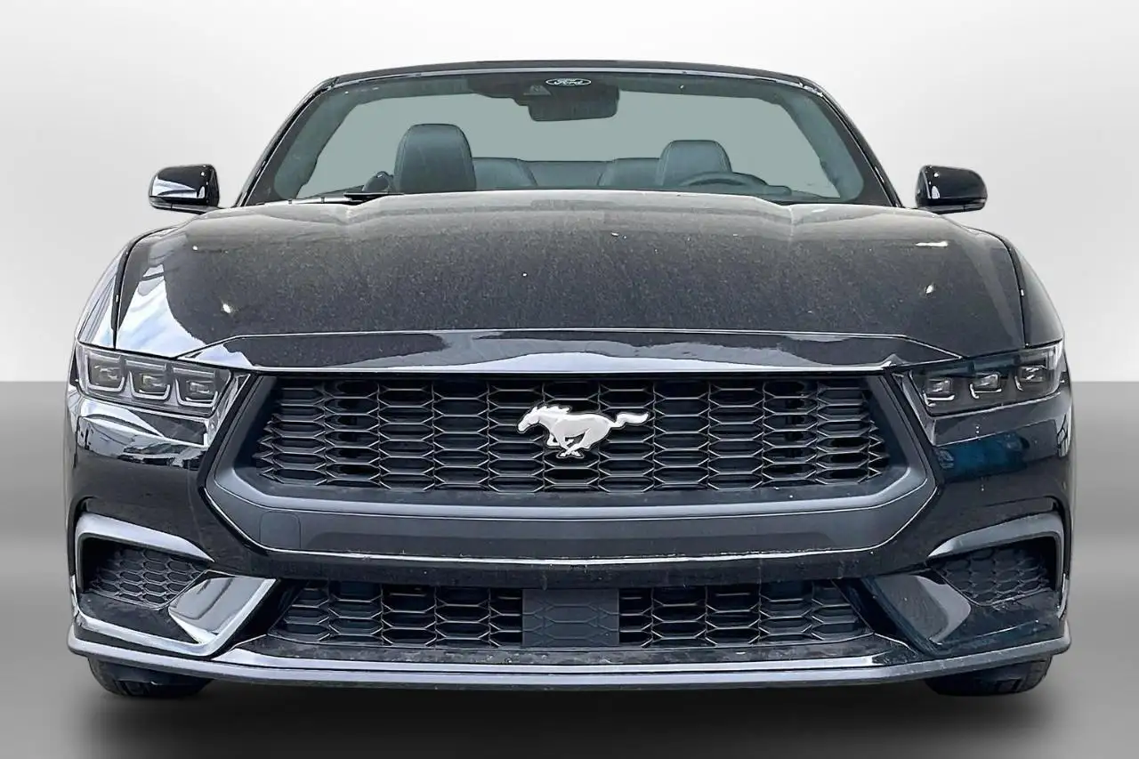 Ford Mustang снимка Ford Mustang