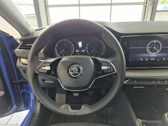 Skoda Octavia view 10