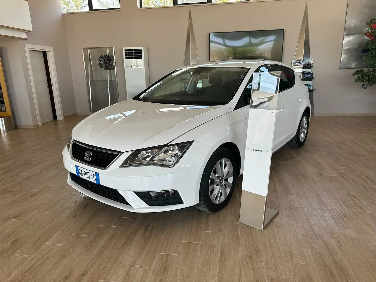 SEAT Leon Leon III 2017 1.6 tdi Style 115cv Bianco - 2