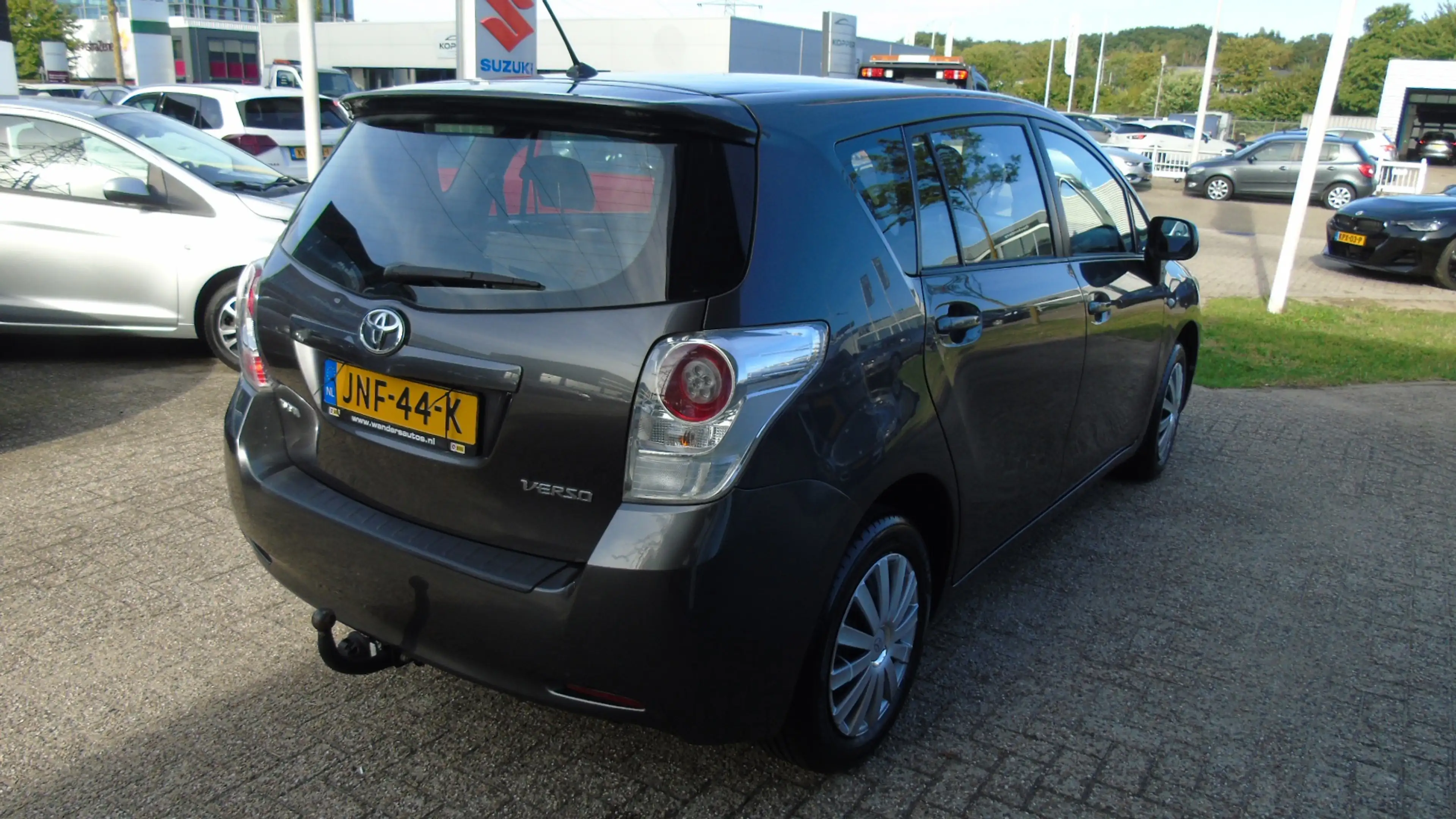 Toyota Verso 1.6 VVT-i Comfort — photo 5
