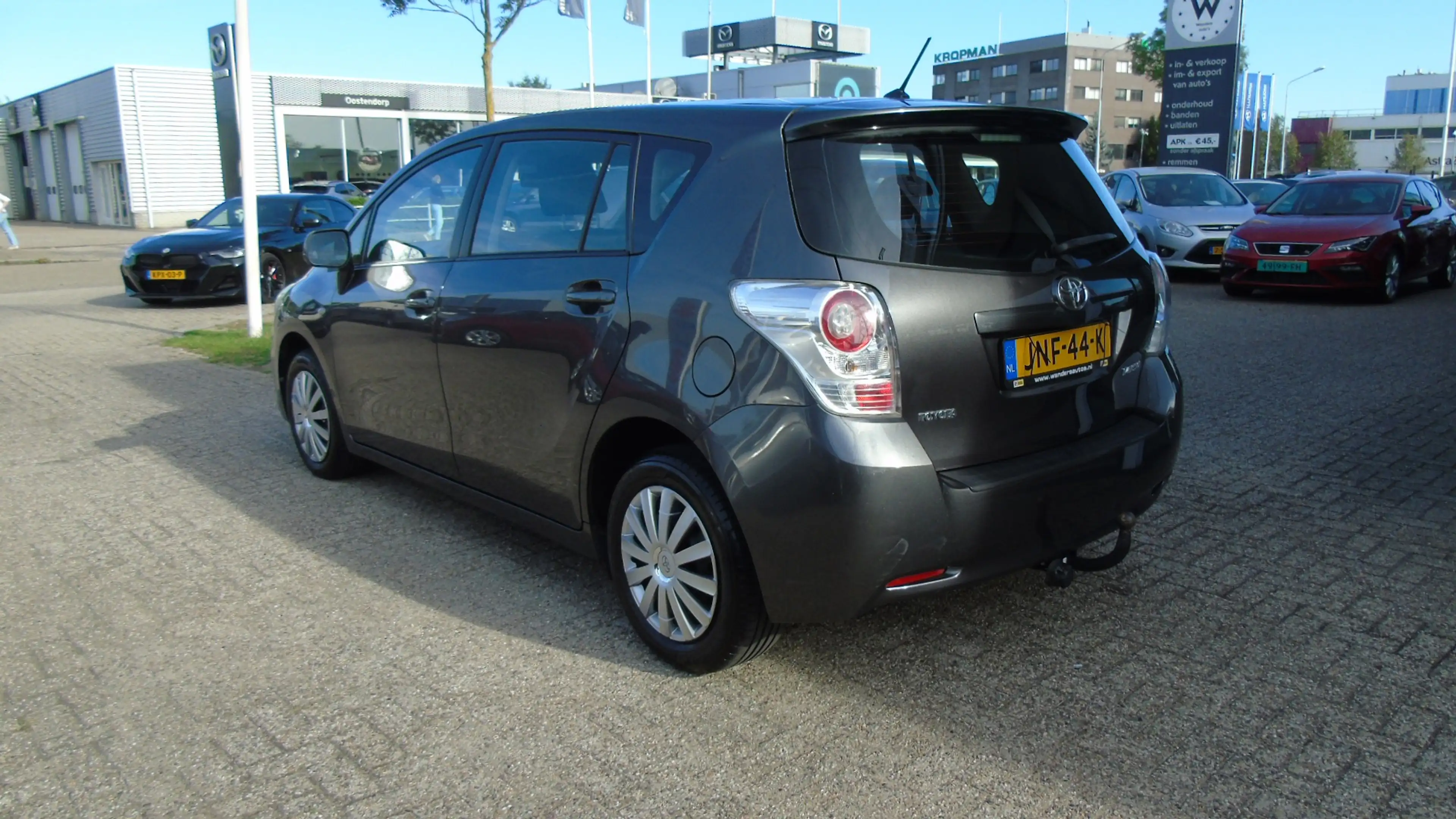 Toyota Verso 1.6 VVT-i Comfort — photo 7