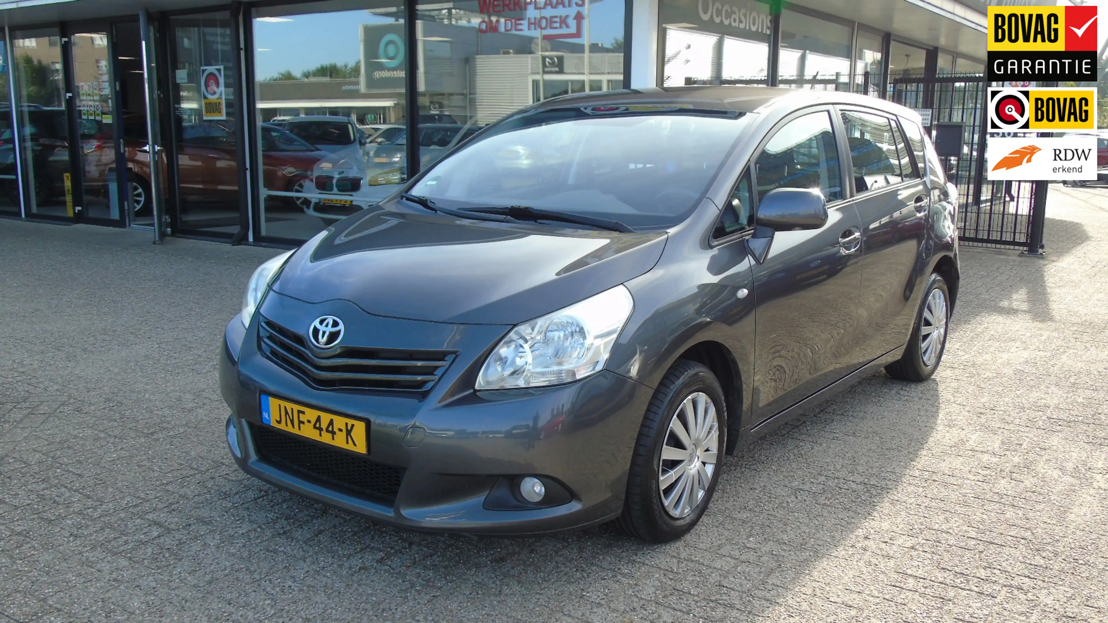Toyota Verso 1.6 VVT-i Comfort