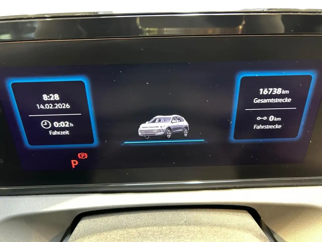 Volkswagen Tiguan 2.0 TDI R-Line Fahrassist+Pano+SHD+Wide 10