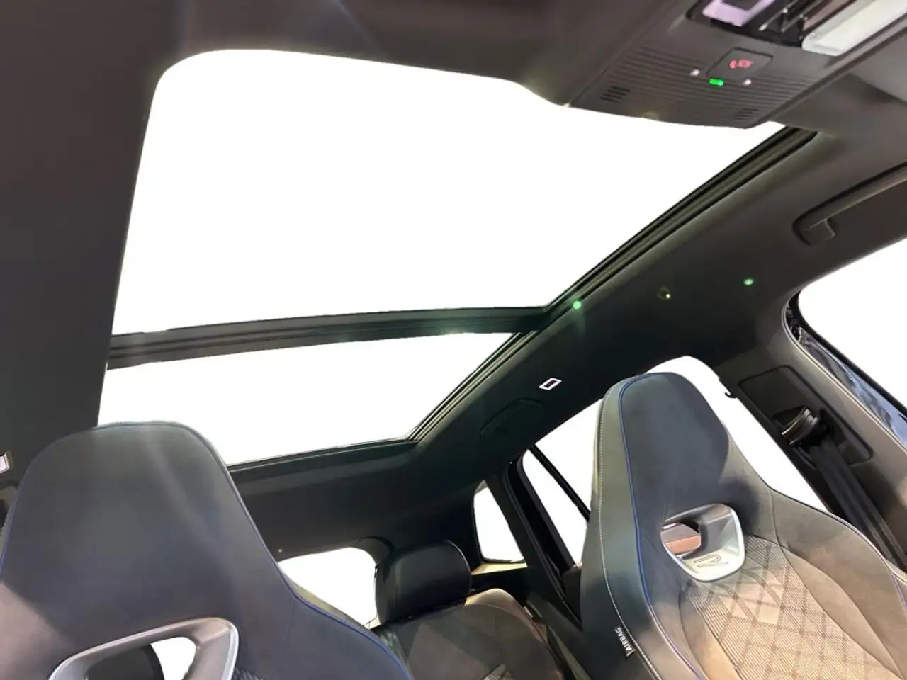 Volkswagen Tiguan 2.0 TDI R-Line Fahrassist+Pano+SHD+Wide 14