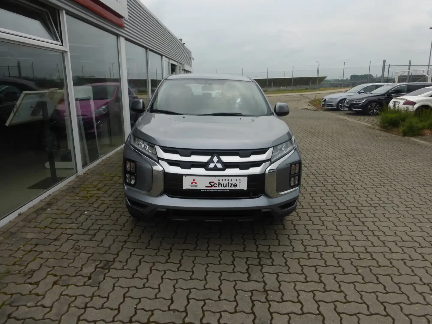 Mitsubishi ASX Intro Edition 2.0 MIVEC ClearTec 2WD CVT Grau - 2
