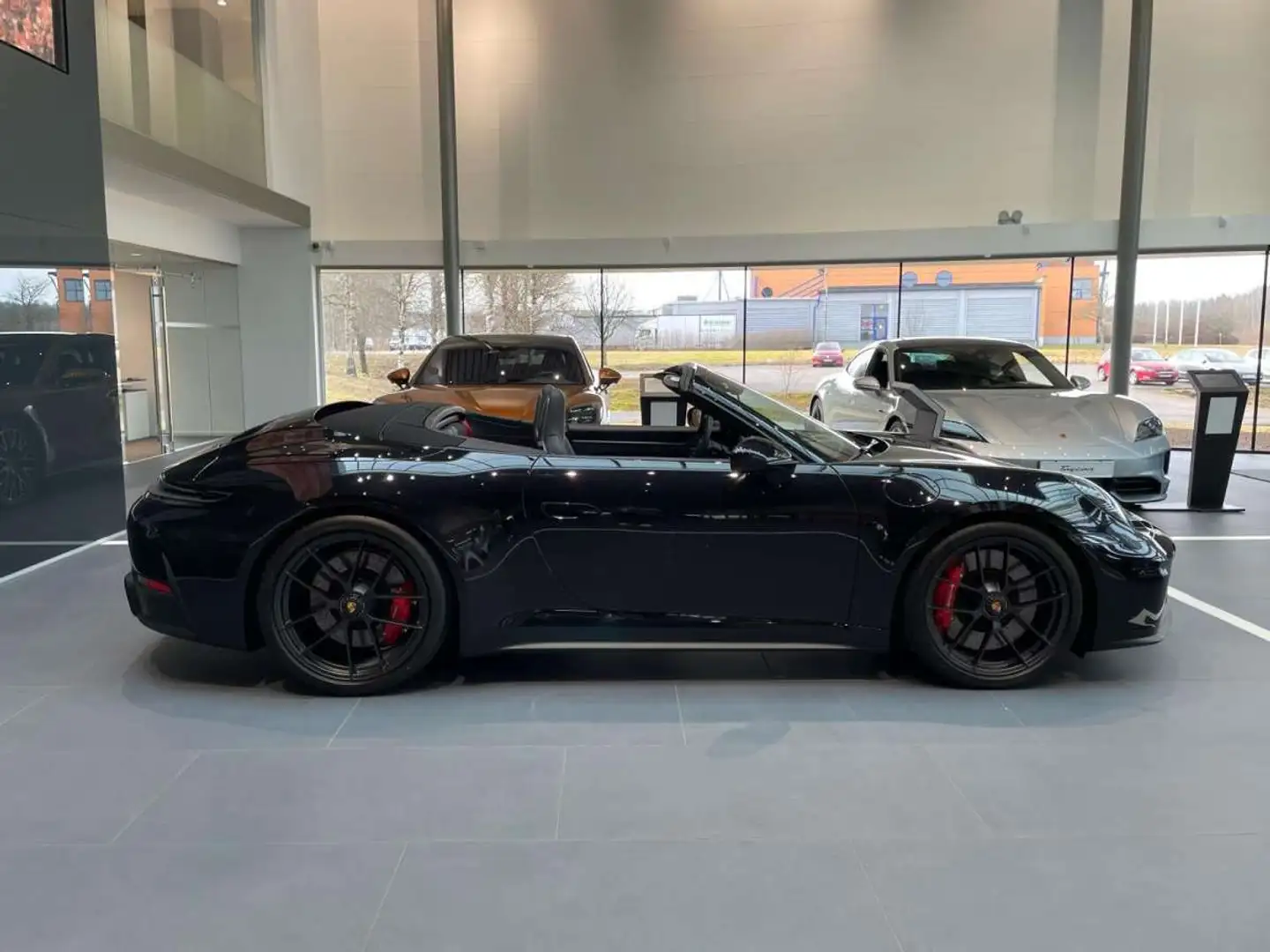 Porsche 911 CARRERA GTS CABRIOLET - 159K NETTOPREIS Чёрный - 2
