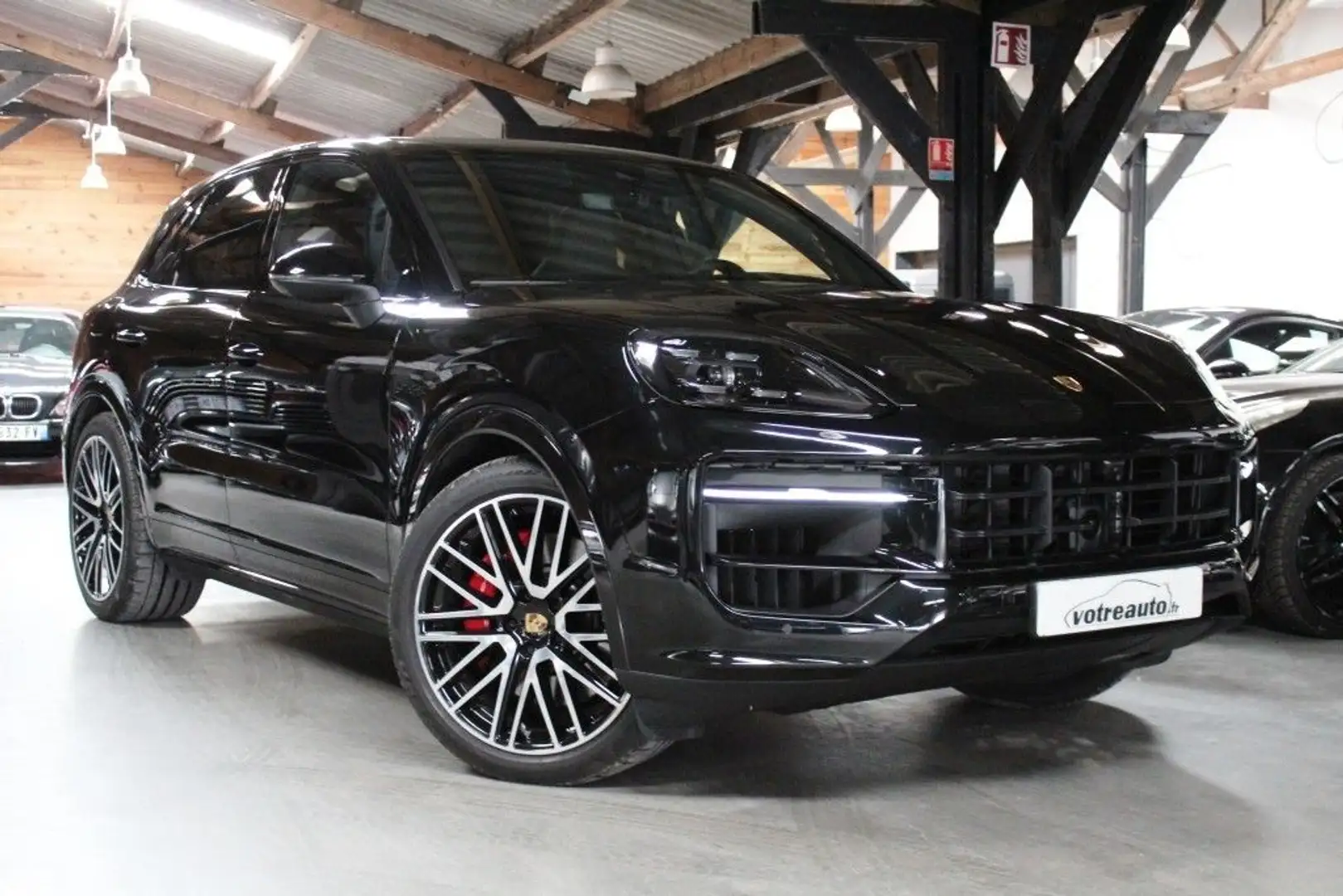 Porsche Cayenne III (2) 3.0 V6 E-HYBRID 519 S - 1
