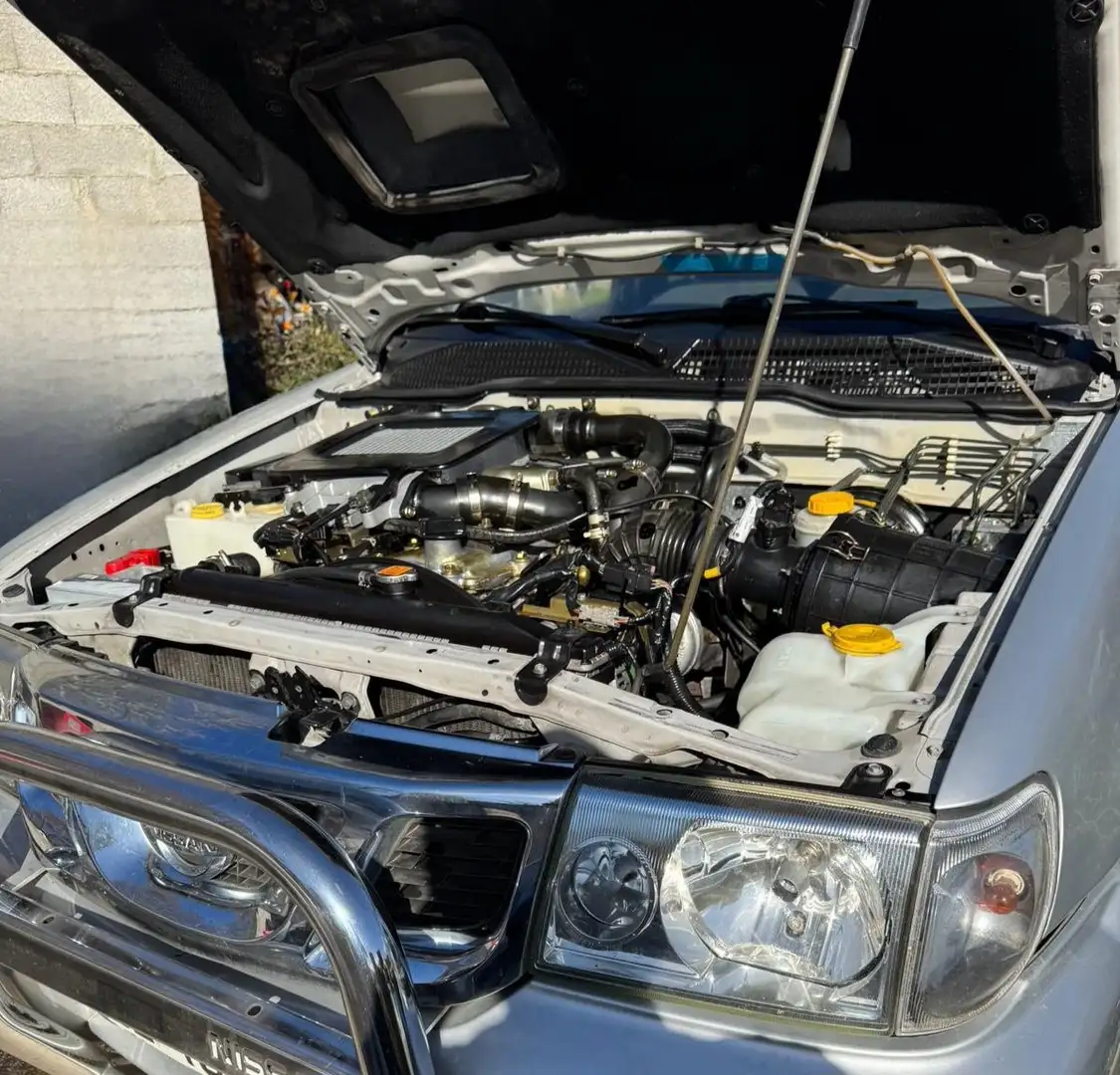 Nissan Terrano Terrano 3.0 Di Familyspace A Сірий - 2