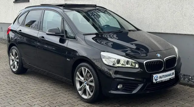 BMW 218 d Active Tourer Sport Line Pano Led Shz.