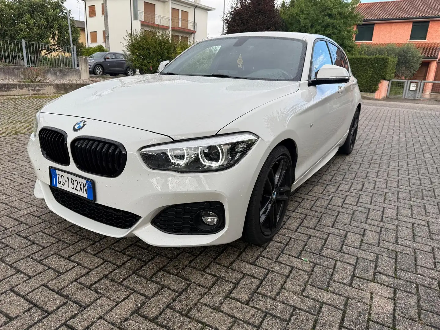 BMW 120 120i Msport 5p auto Bianco - 1