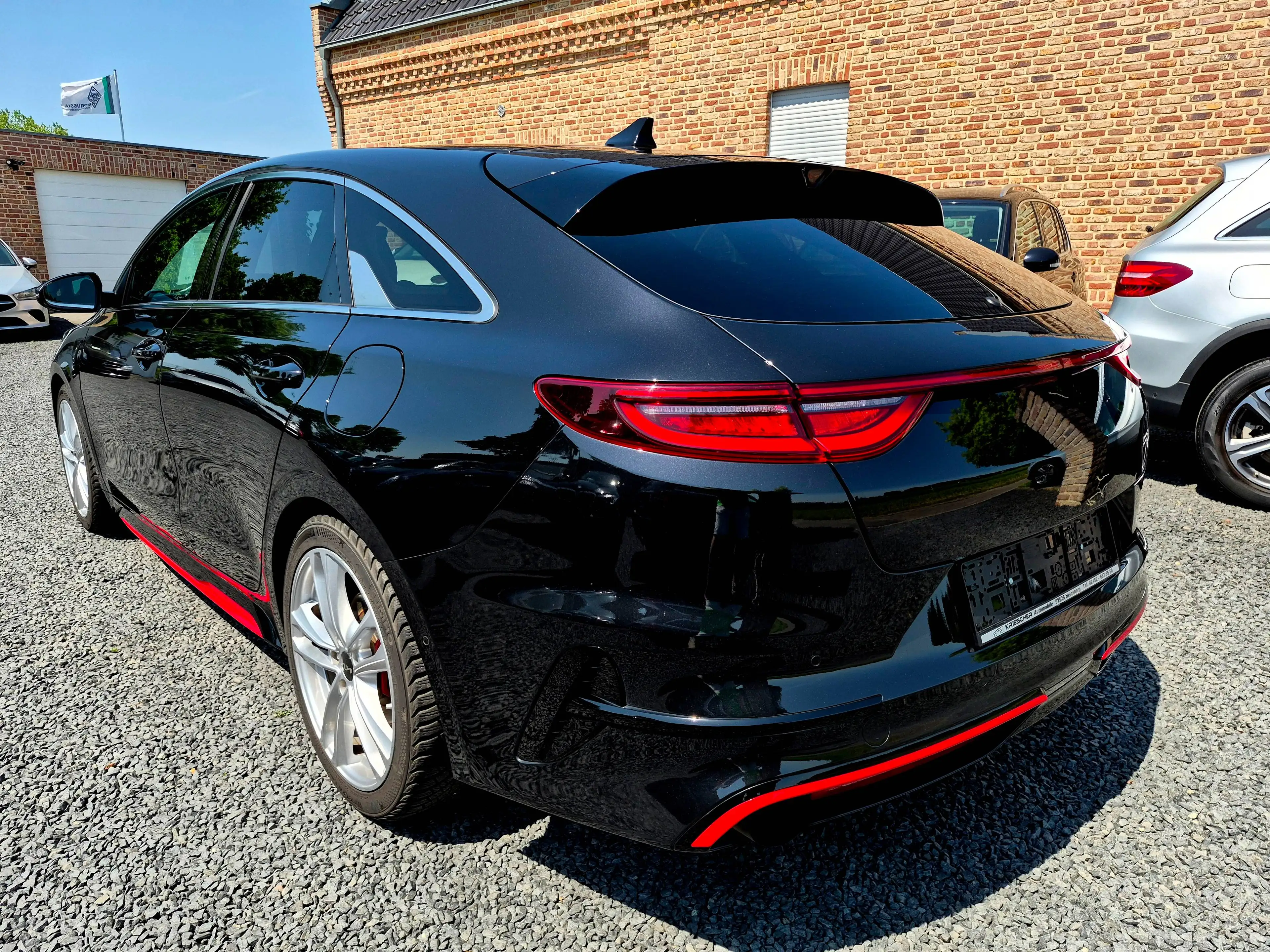 Kia ProCeed / pro_cee'd Kia ProCeed GT 1.6 T-GDI DCT — photo 4