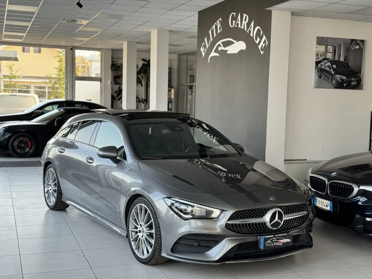 Mercedes-Benz CLA 180 d Premium AMG auto TETTO AMBIENT LIGHT Grigio - 1