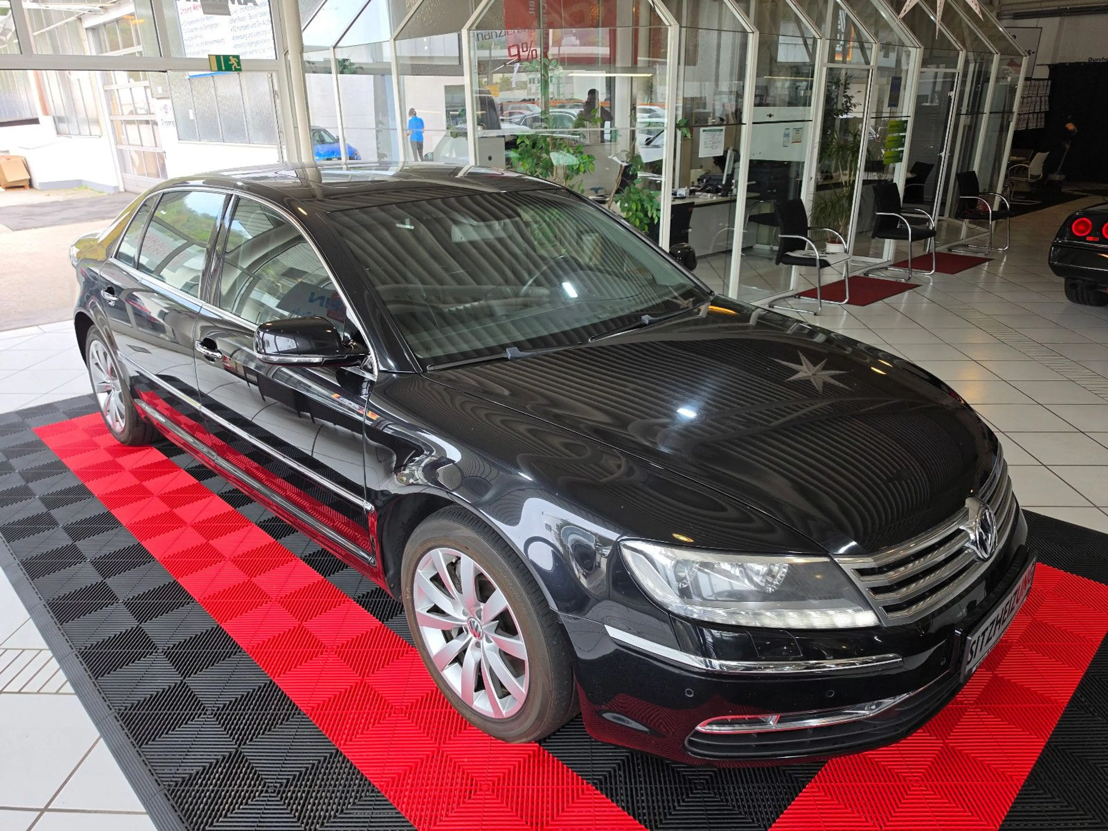 Volkswagen Phaeton V6 TDI 4Motion lang SCHIEBEDACH+LUFT+ — photo 2
