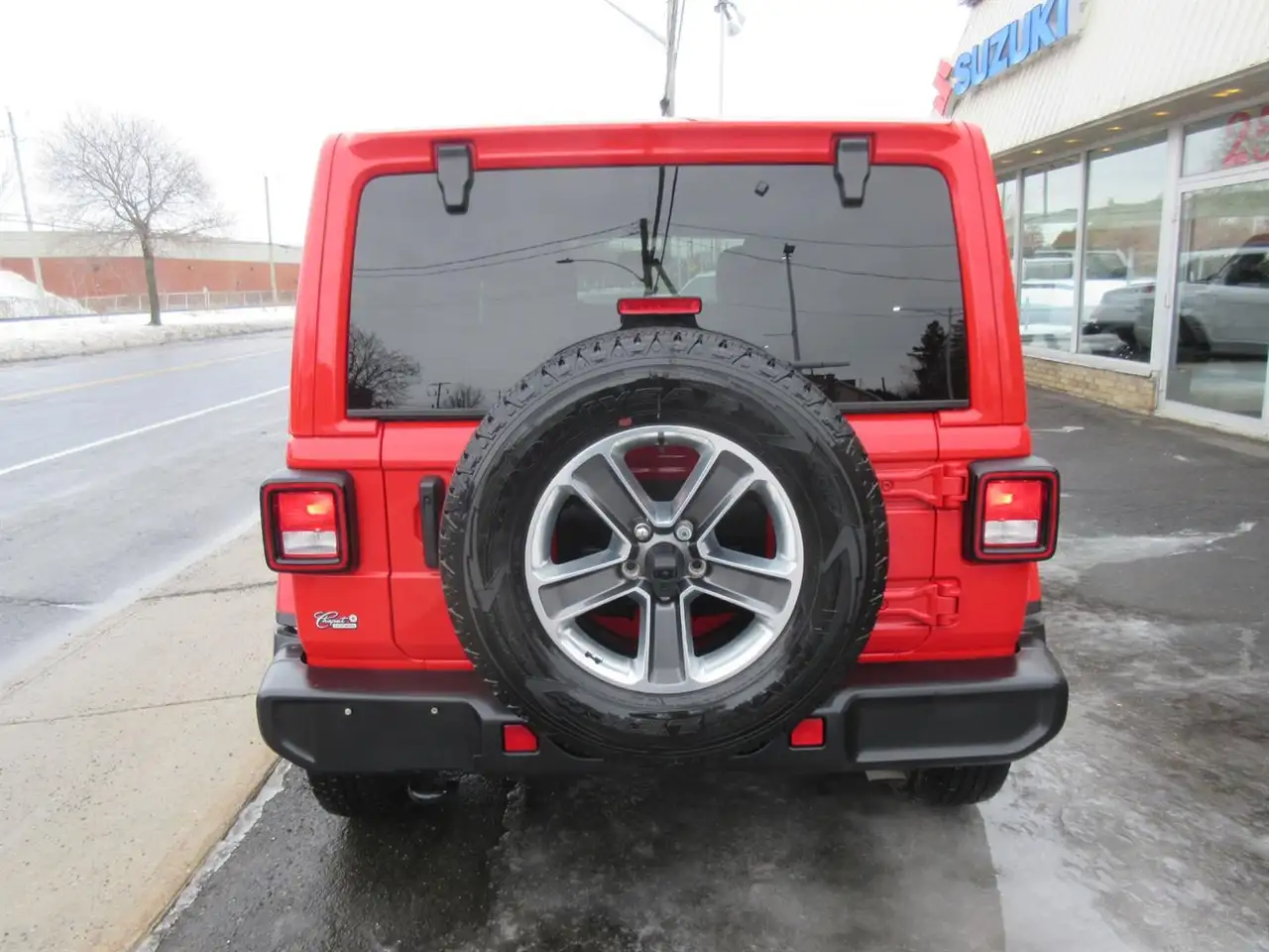 Jeep Wrangler снимка Jeep Wrangler