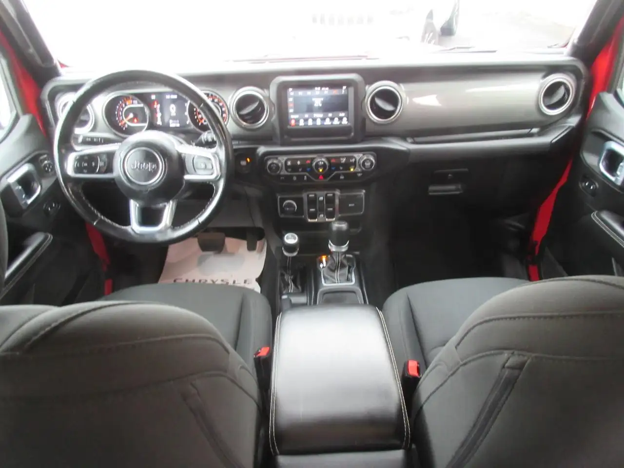Jeep Wrangler снимка Jeep Wrangler