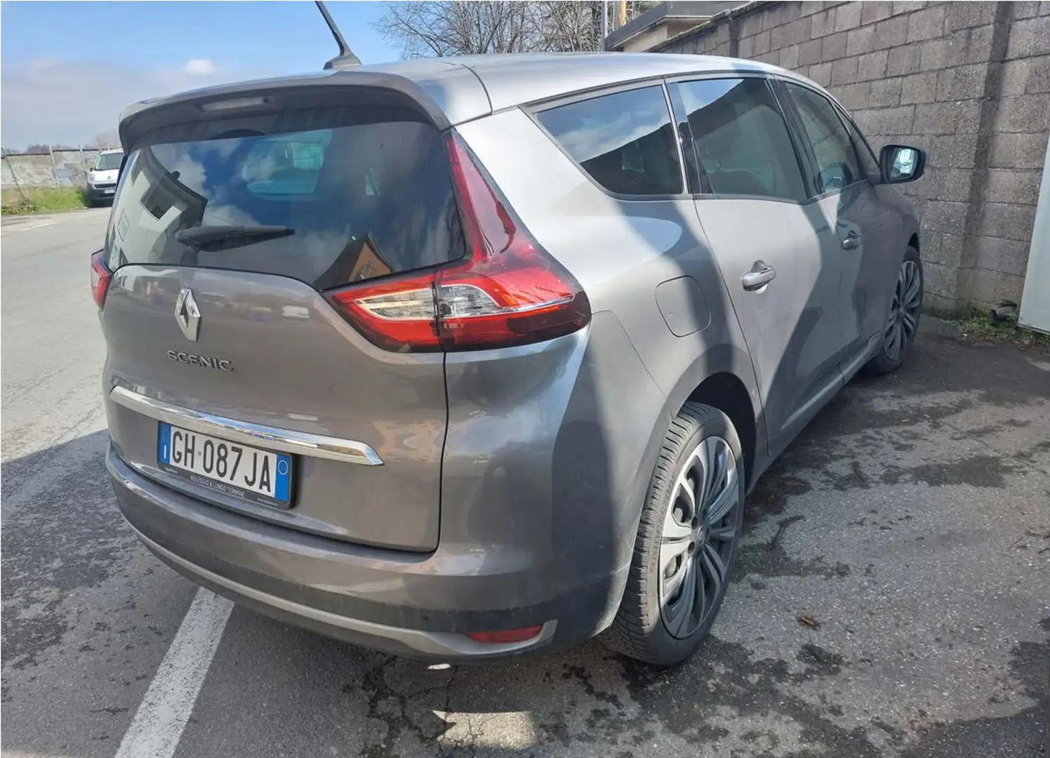 Renault Grand Scenic Grand Scenic 1.3 tce Business 140cv 7 POSTI Серый - 2