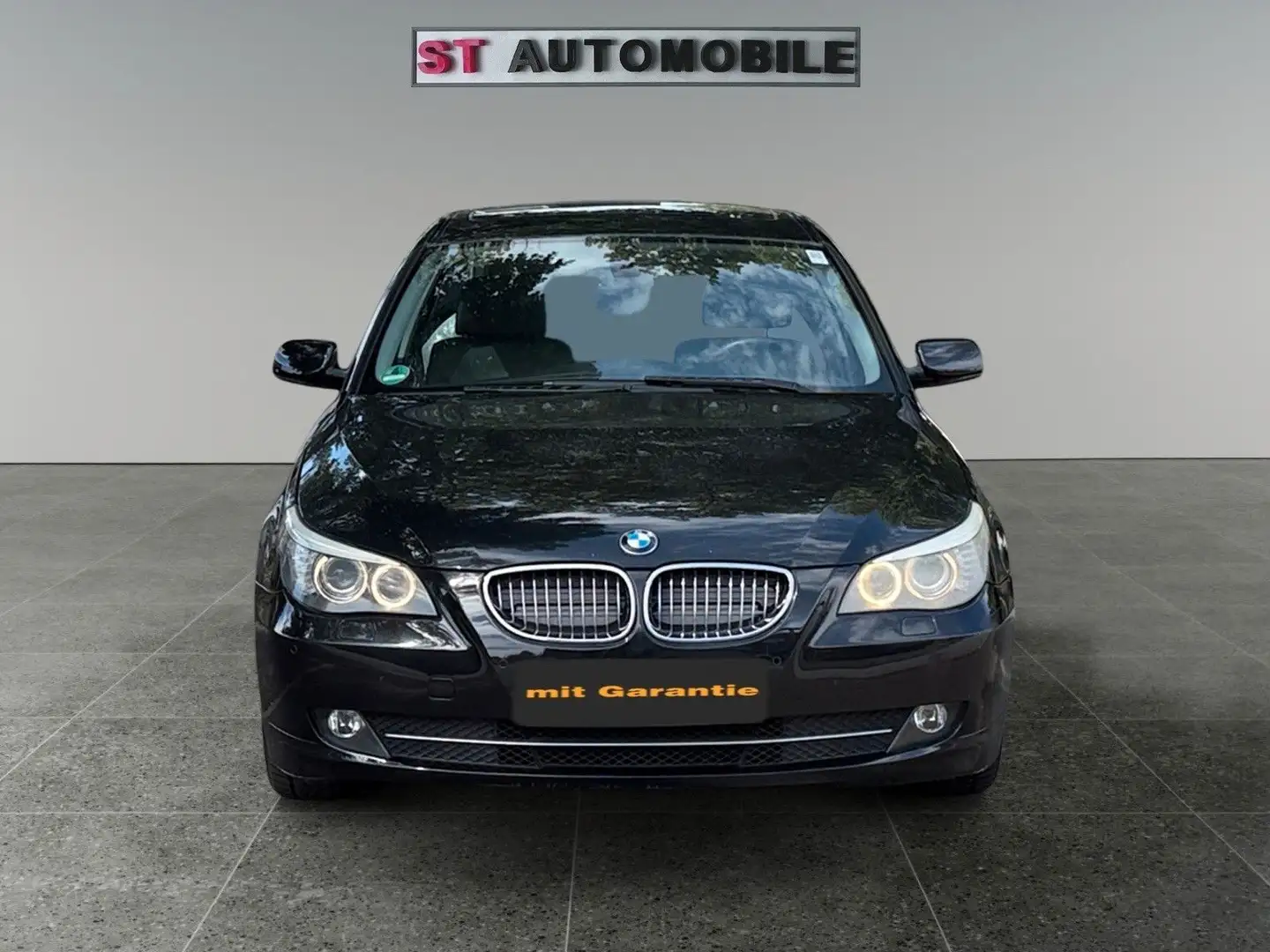 BMW 523 Baureihe 5 Lim. 523i 2.5 -Navi-Leder Czarny - 2