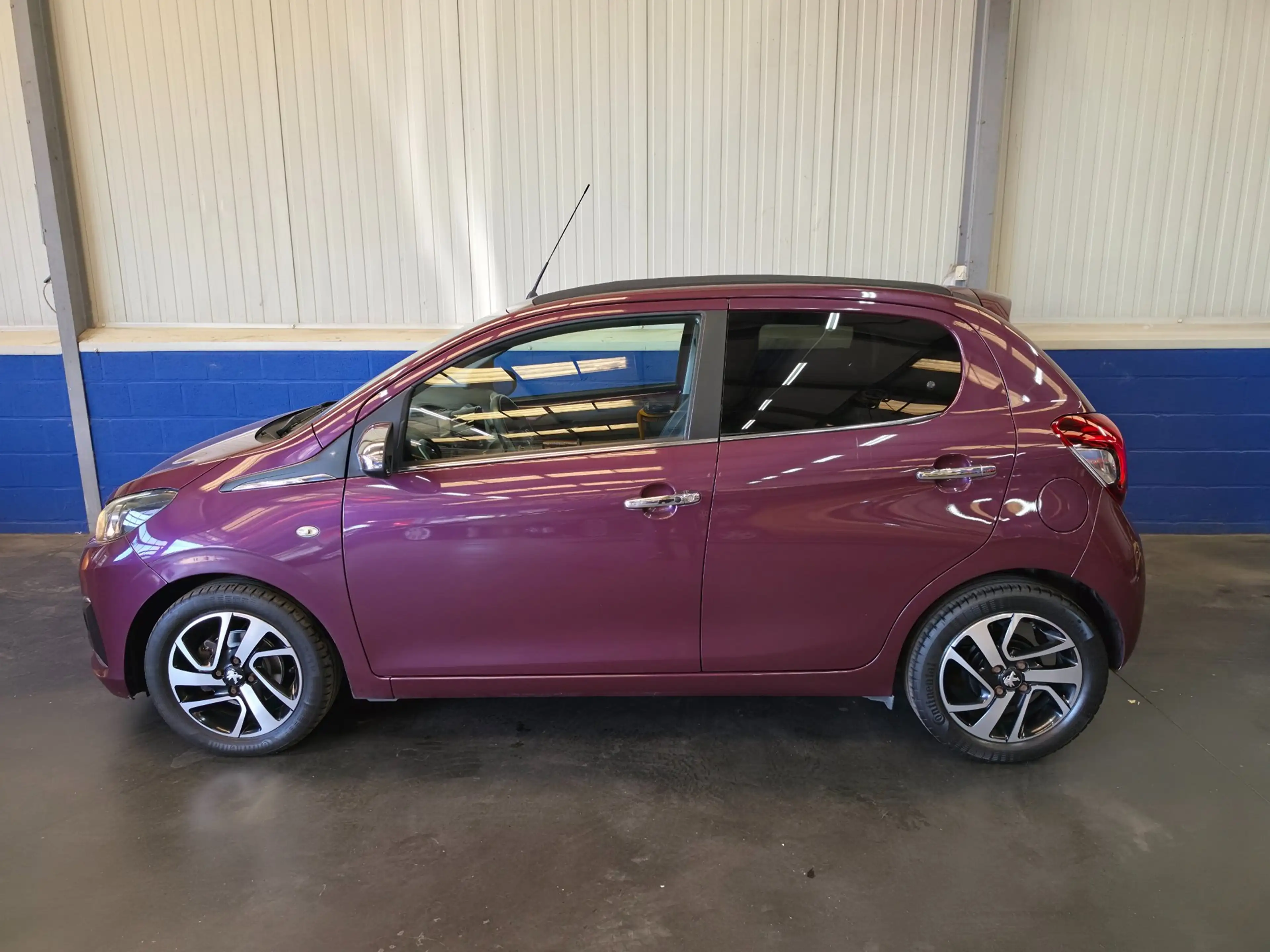 Peugeot 108 1.2 VTi Allure — photo 3
