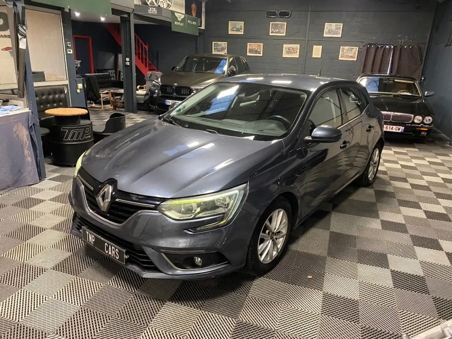Renault Megane 1.2 TCe 100ch energy Business Blau - 2